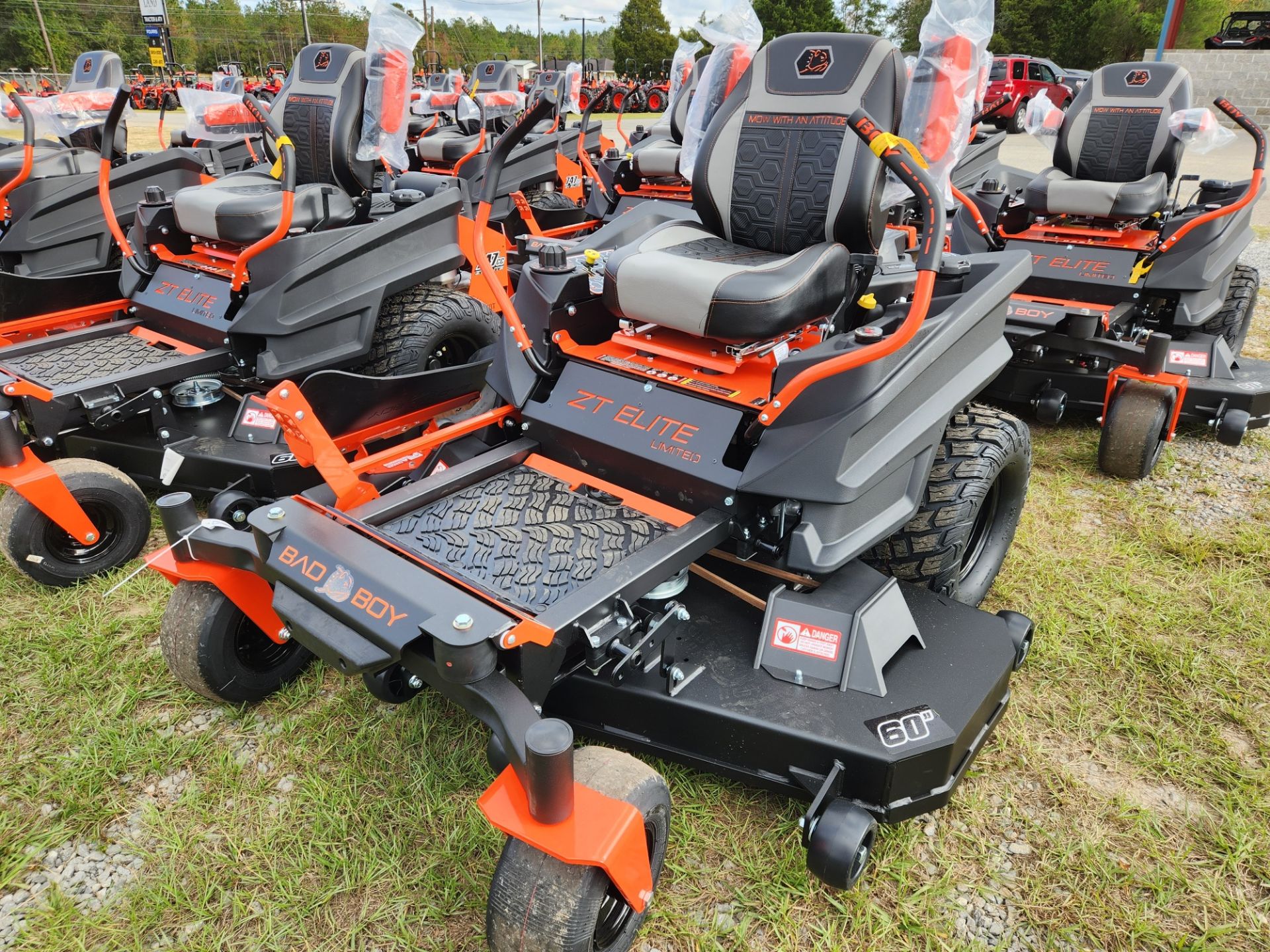 2023 Bad Boy Mowers Limited Edition ZT Elite 60 in. Briggs CXI27 27 hp in Saucier, Mississippi - Photo 2