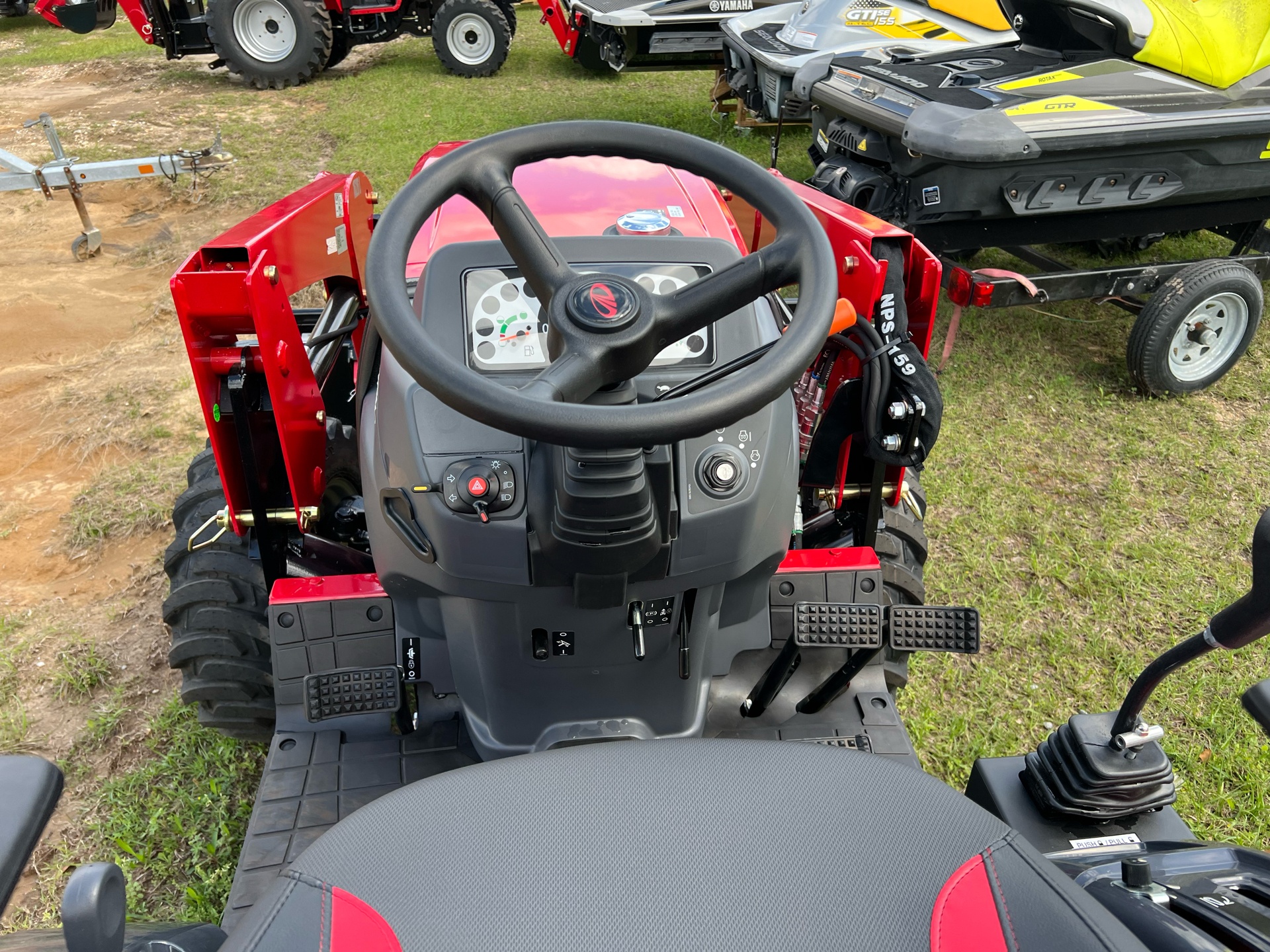 2024 Mahindra 1626 HST in Saucier, Mississippi - Photo 10