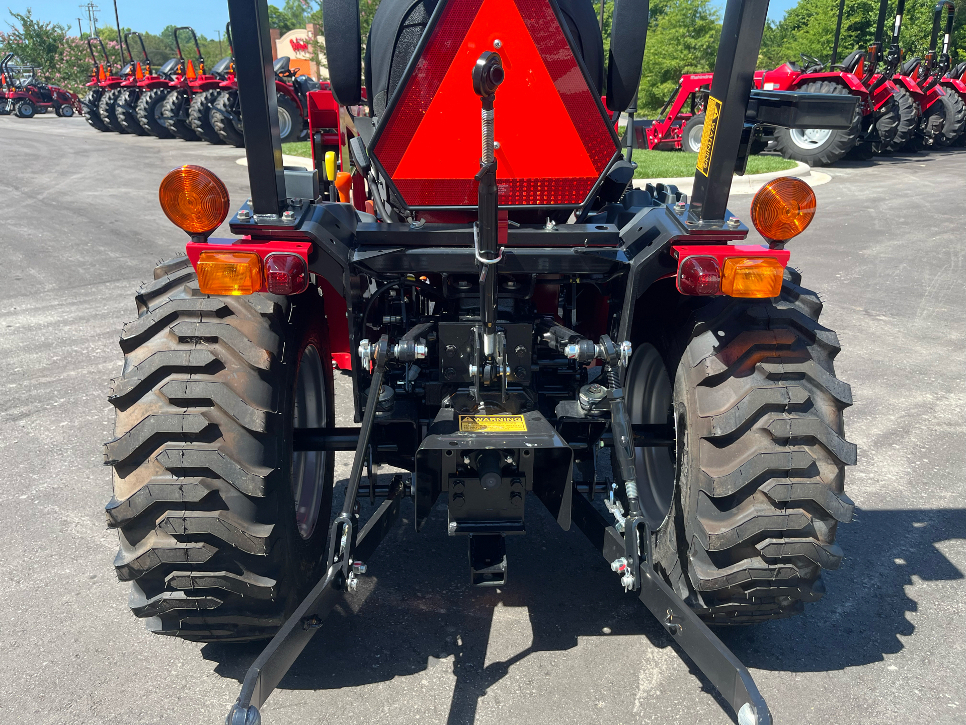 2024 Mahindra Max 26 XLT HST in Clover, South Carolina - Photo 7