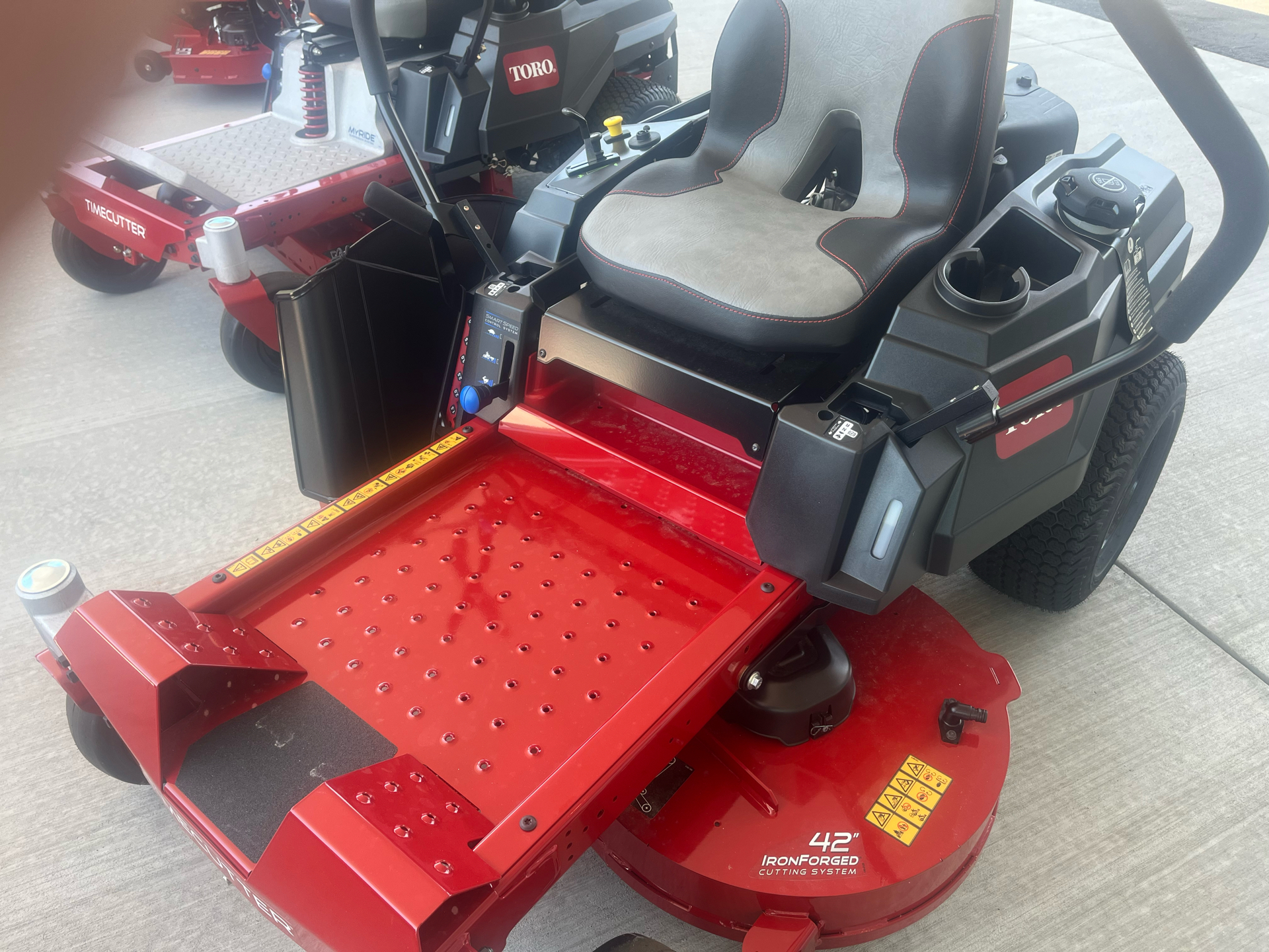 2024 Toro TimeCutter 42 in. Briggs & Stratton 22 hp (77404) in Clover, South Carolina - Photo 4