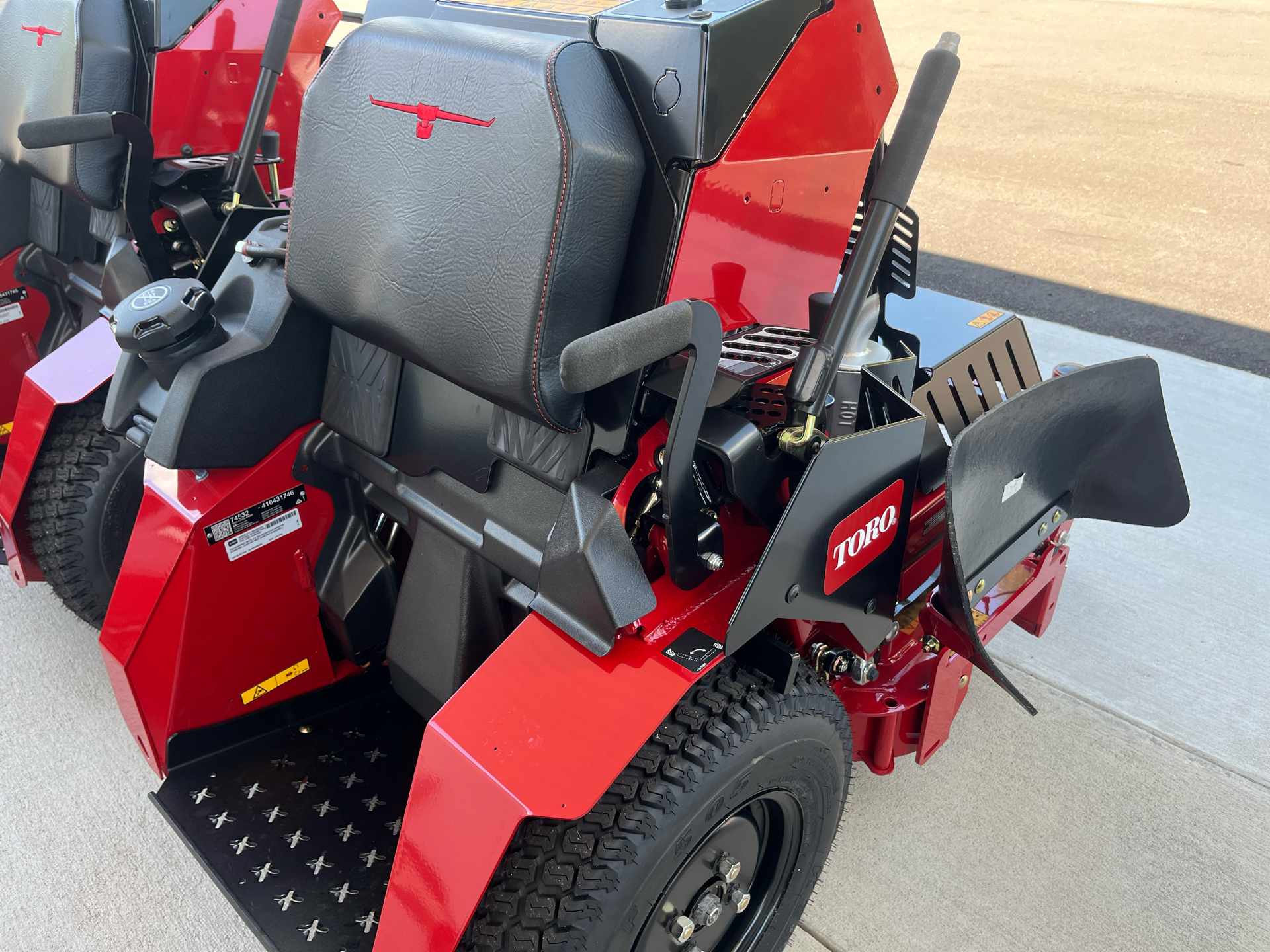 2024 Toro GrandStand HDM 32 in. Kawasaki FS600V 18.5 hp in Clover, South Carolina - Photo 4