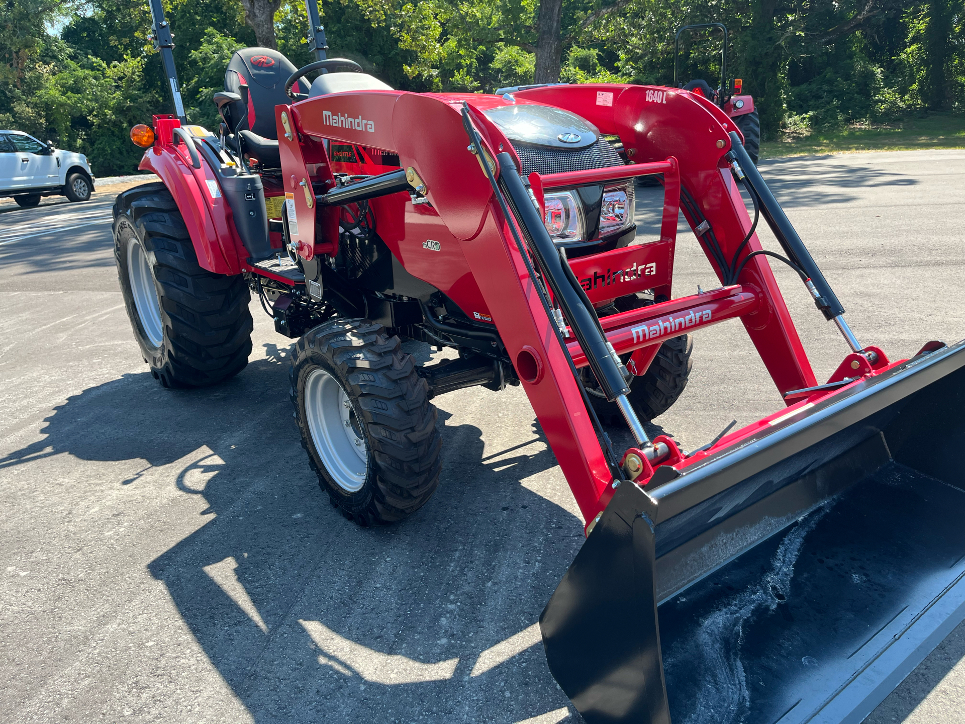 2024 Mahindra 1640 Shuttle in Clover, South Carolina - Photo 3