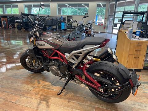 2022 Indian Motorcycle FTR R Carbon in Fleming Island, Florida - Photo 3
