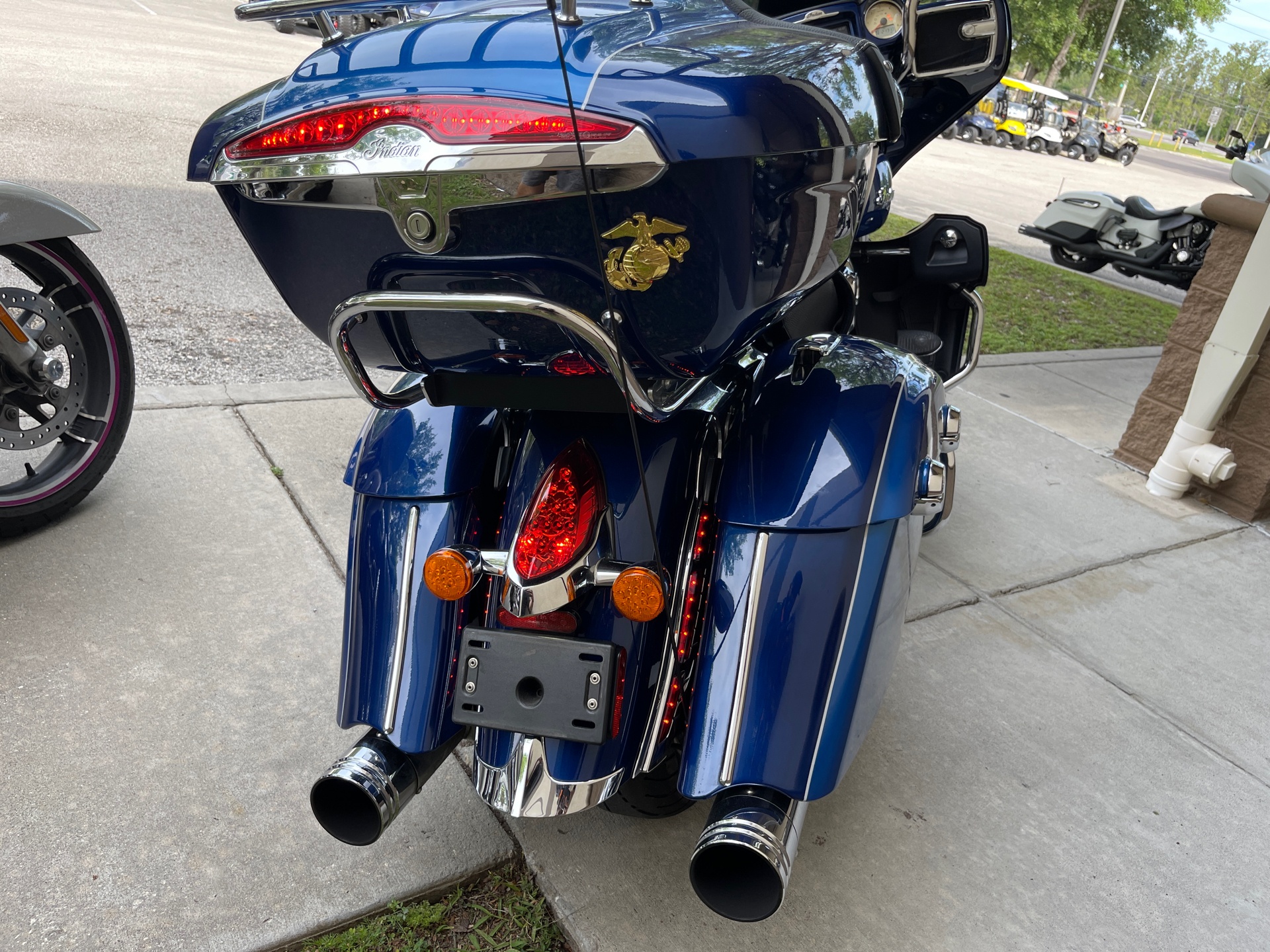 2019 Indian Motorcycle Roadmaster® Icon Series in Fleming Island, Florida - Photo 6