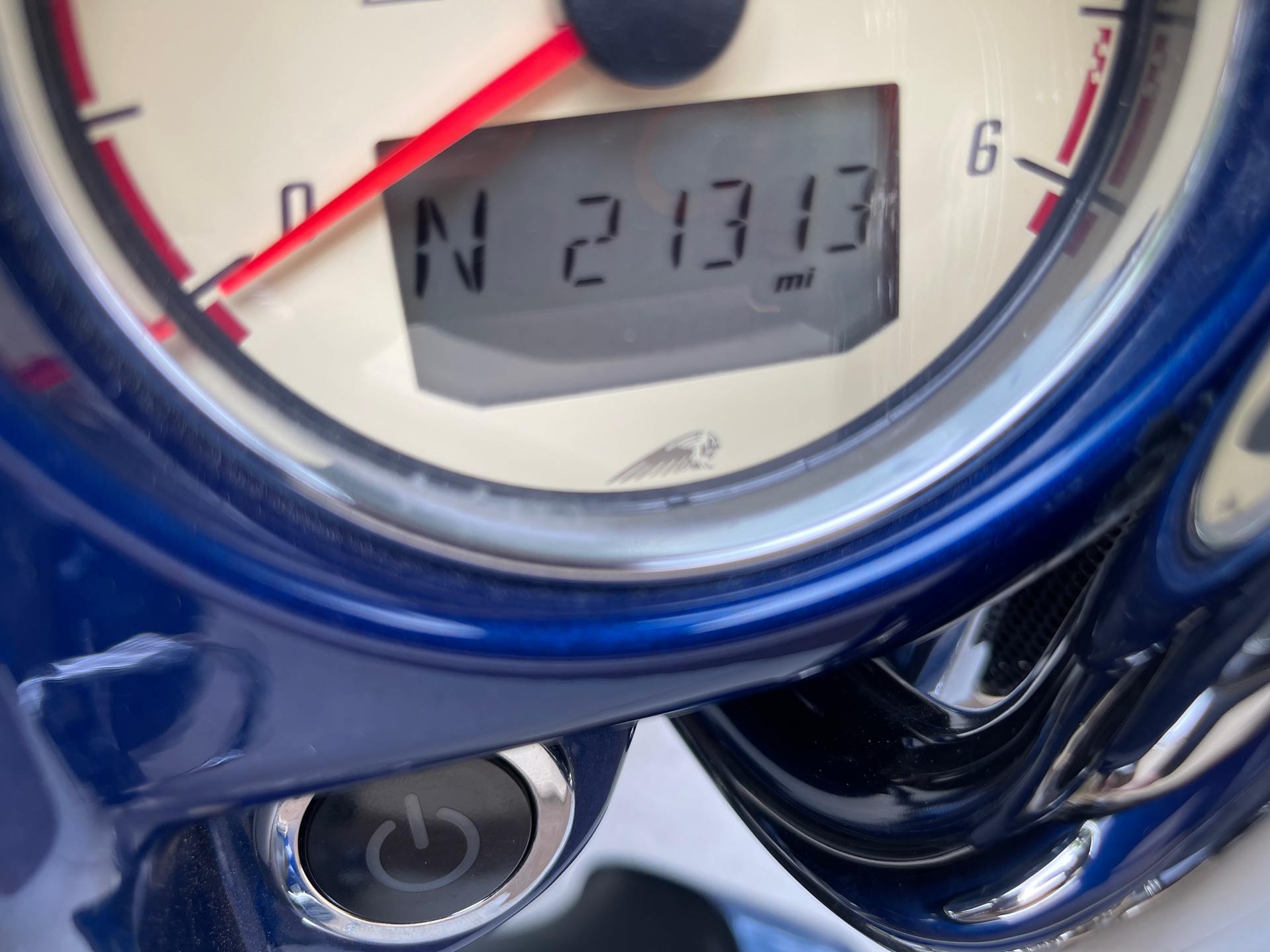2019 Indian Motorcycle Roadmaster® Icon Series in Fleming Island, Florida - Photo 8