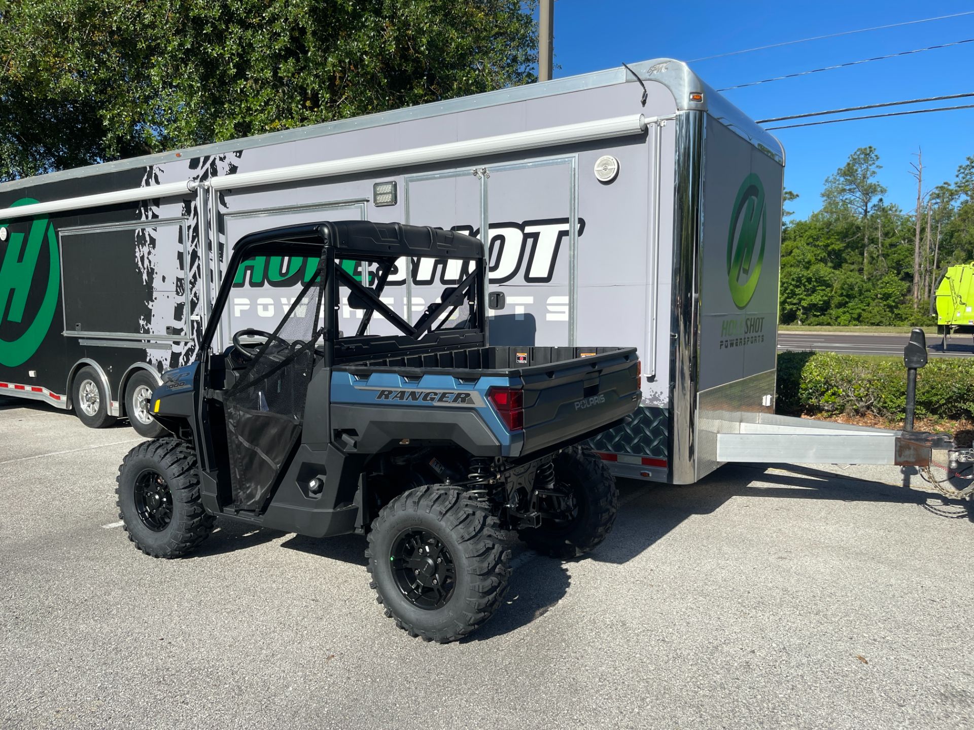 2025 Polaris Ranger XP 1000 Premium in Fleming Island, Florida - Photo 2