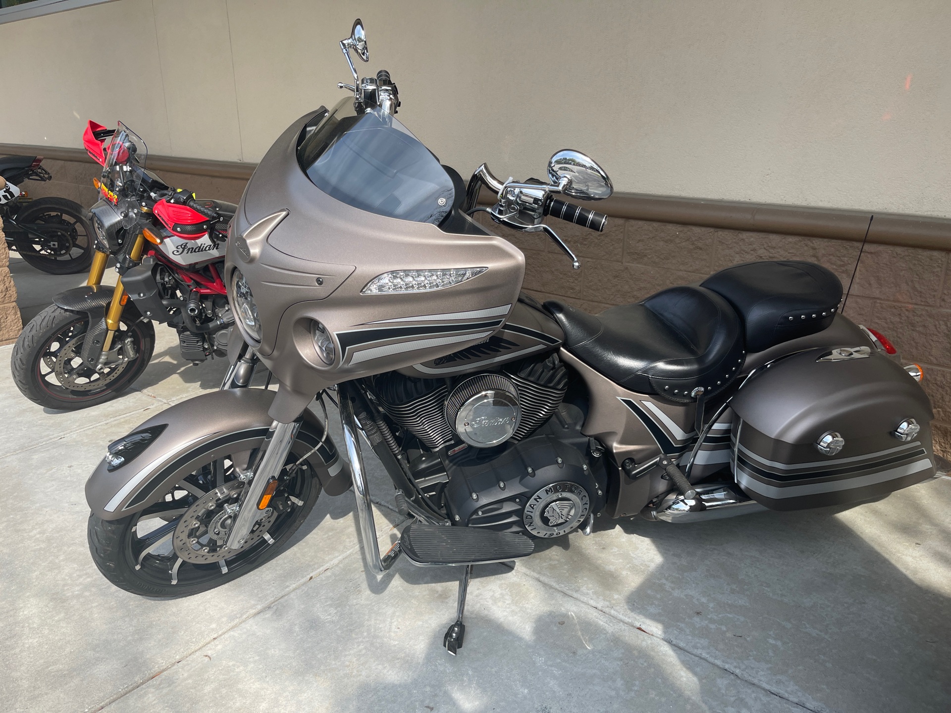2018 Indian Motorcycle Chieftain® Limited ABS in Fleming Island, Florida - Photo 3