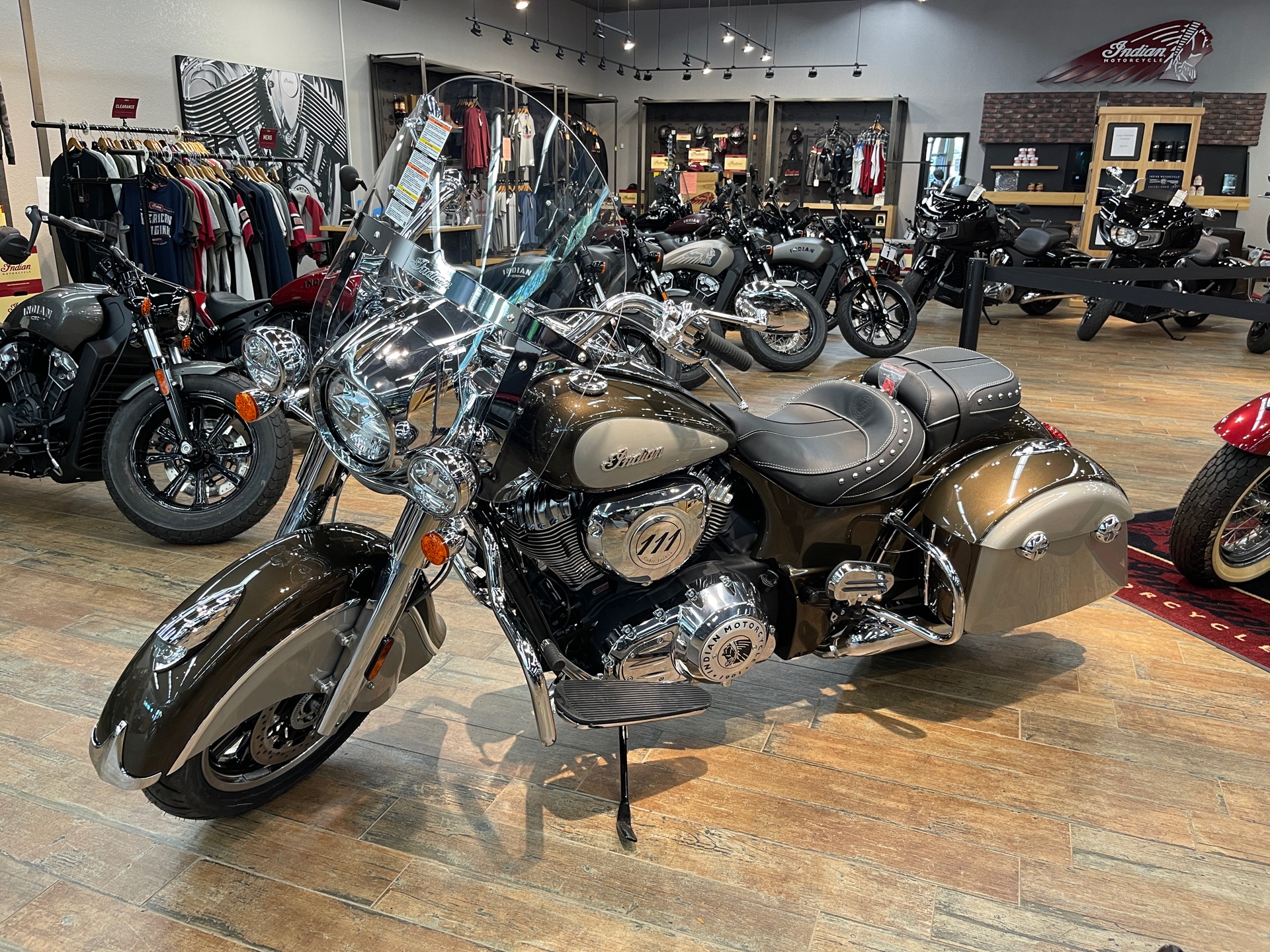 2023 Indian Motorcycle Springfield® in Fleming Island, Florida - Photo 4