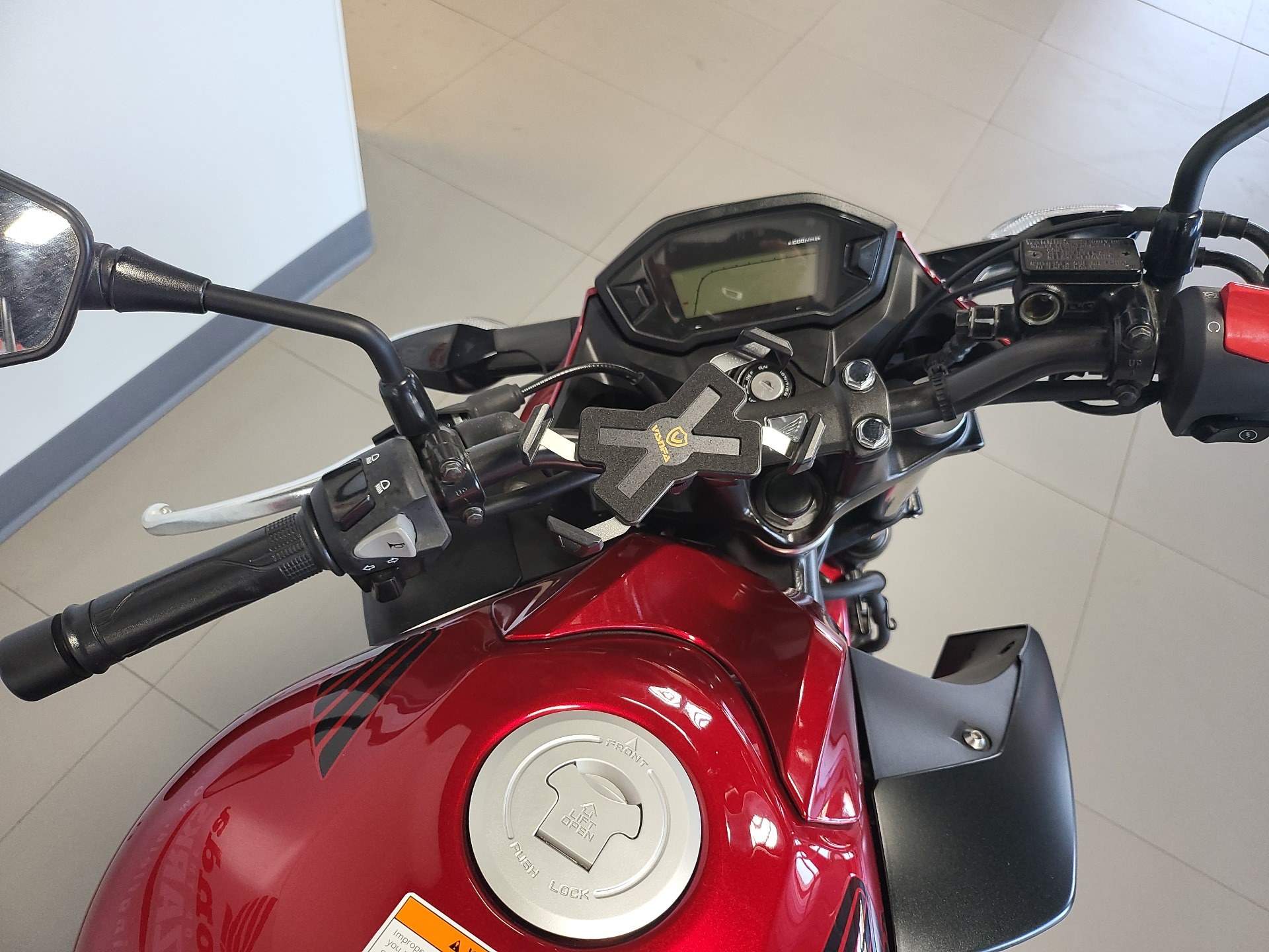2018 Honda CB300F ABS in Springfield, Missouri - Photo 5