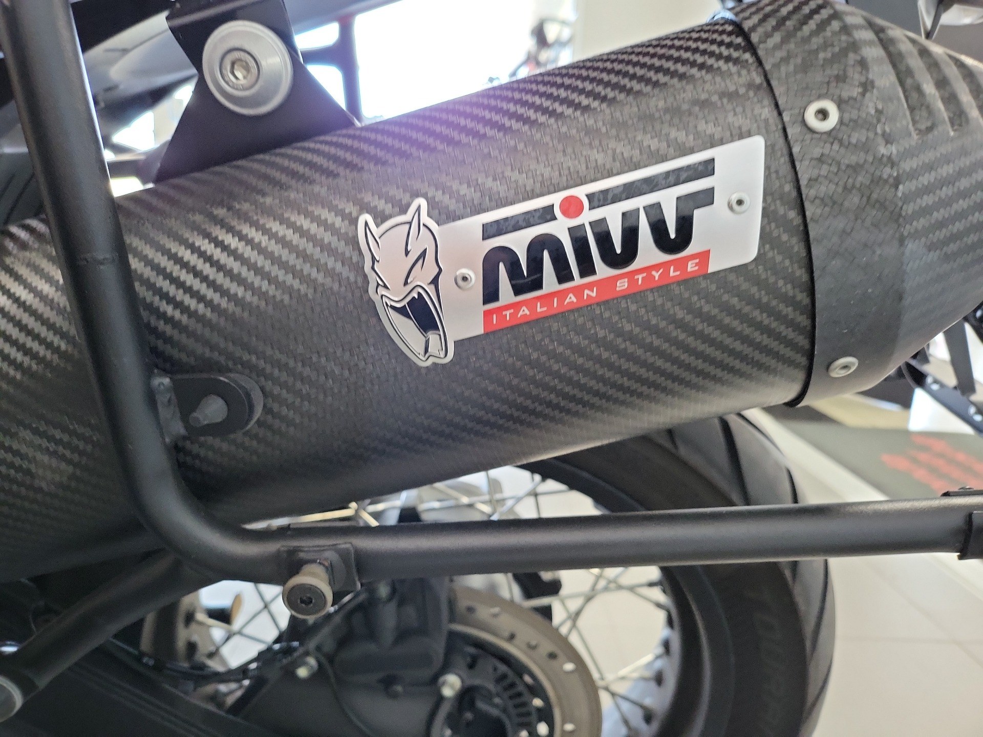2020 Moto Guzzi V85 TT Adventure in Springfield, Missouri - Photo 8