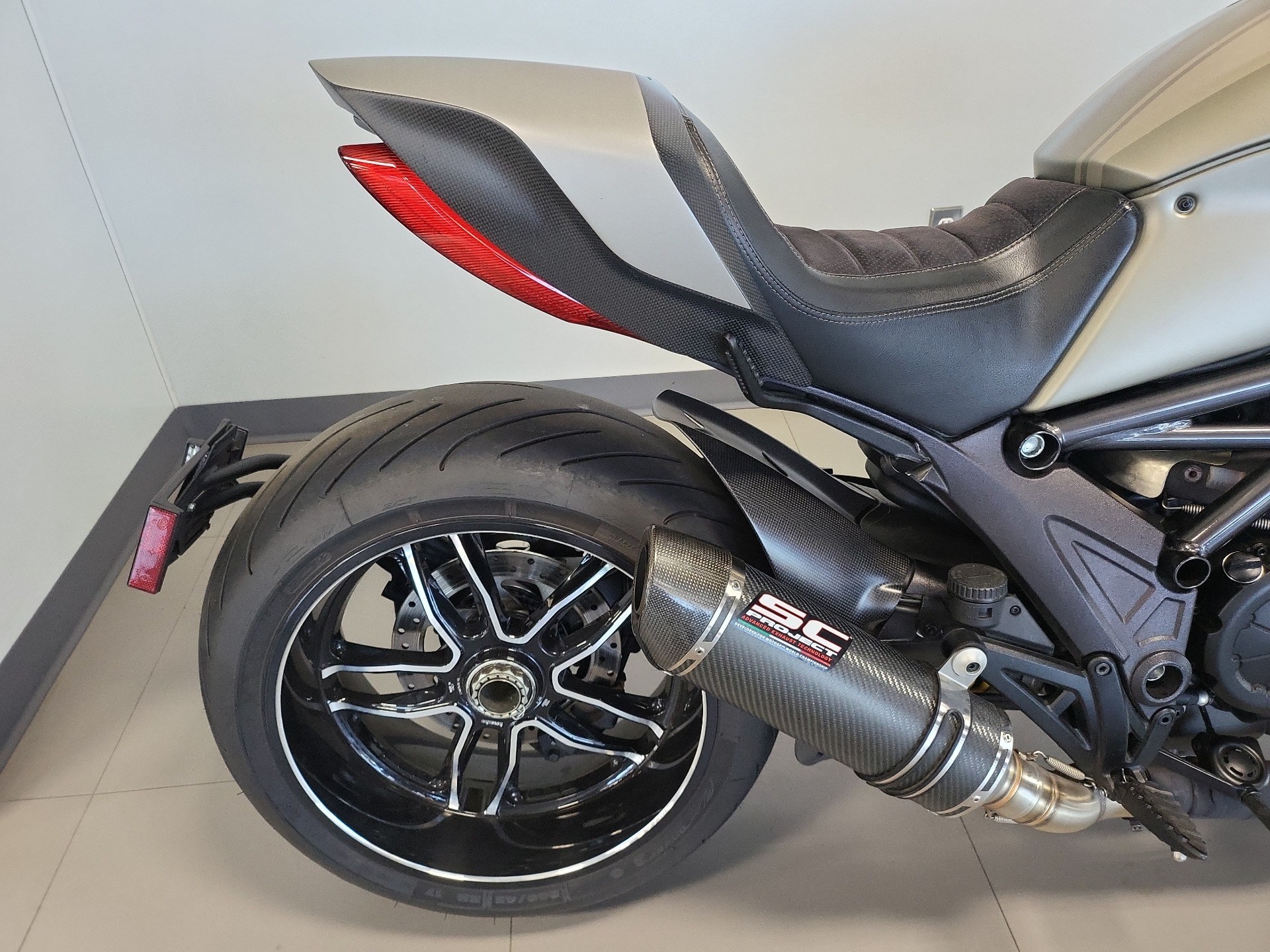 2015 Ducati Diavel Titanium in Springfield, Missouri - Photo 5