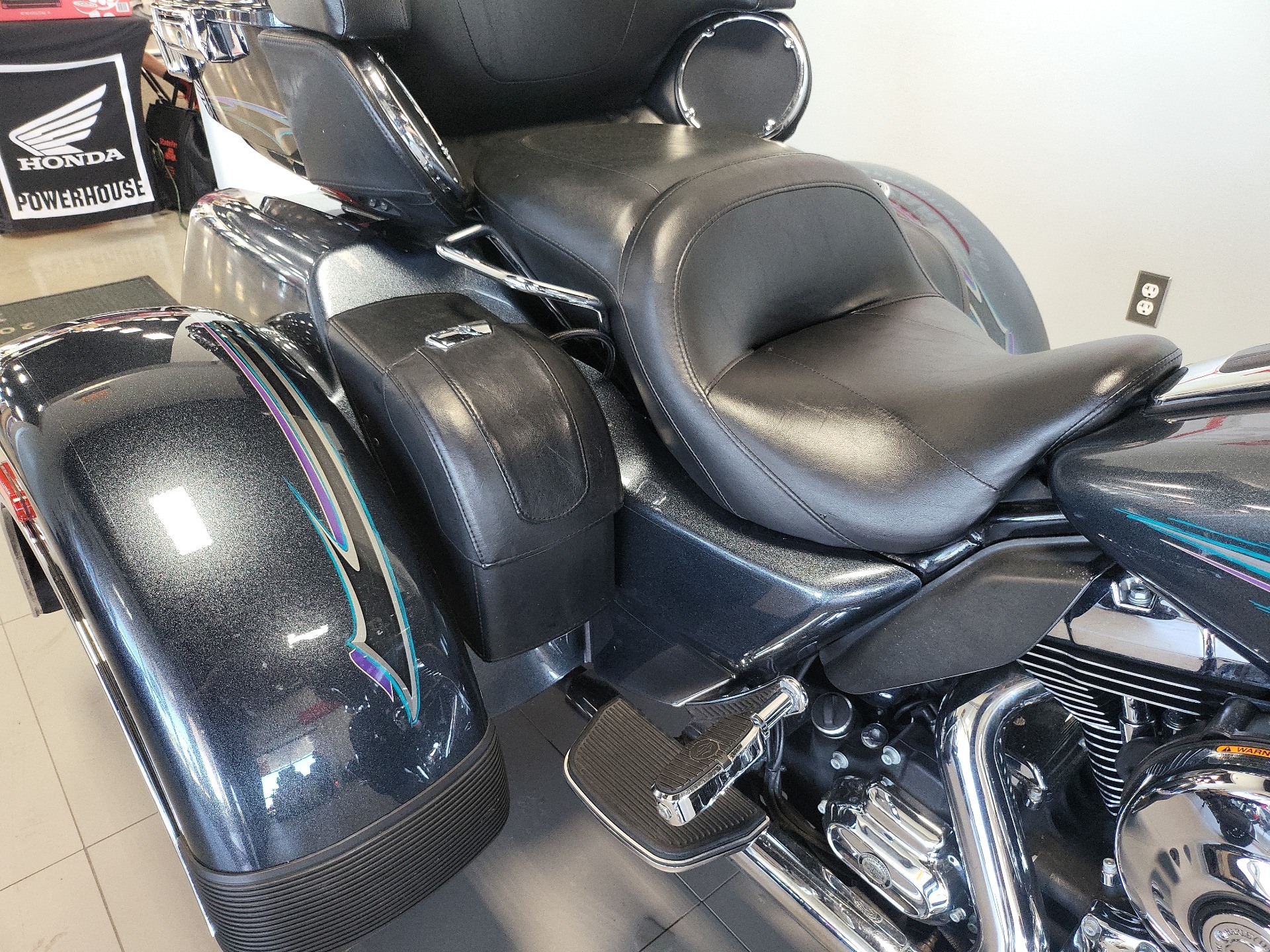 2015 Harley-Davidson Tri Glide® Ultra in Springfield, Missouri - Photo 5