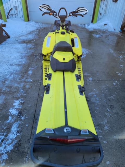 2015 Ski-Doo Summit® X® 174 800R E-TEC®, PowderMax 3.0" in Ortonville, Minnesota - Photo 6