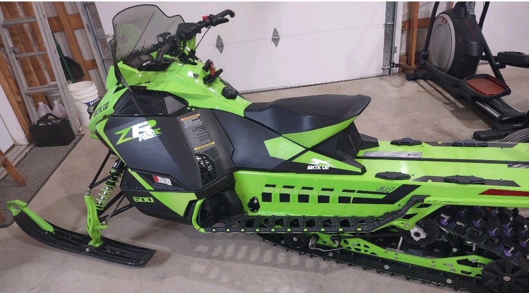 2024 Arctic Cat ZR 600 R-XC 137 ES in Ortonville, Minnesota - Photo 2