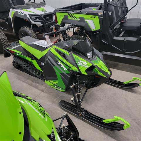 2025 Arctic Cat ZR 400 ES in Ortonville, Minnesota - Photo 2