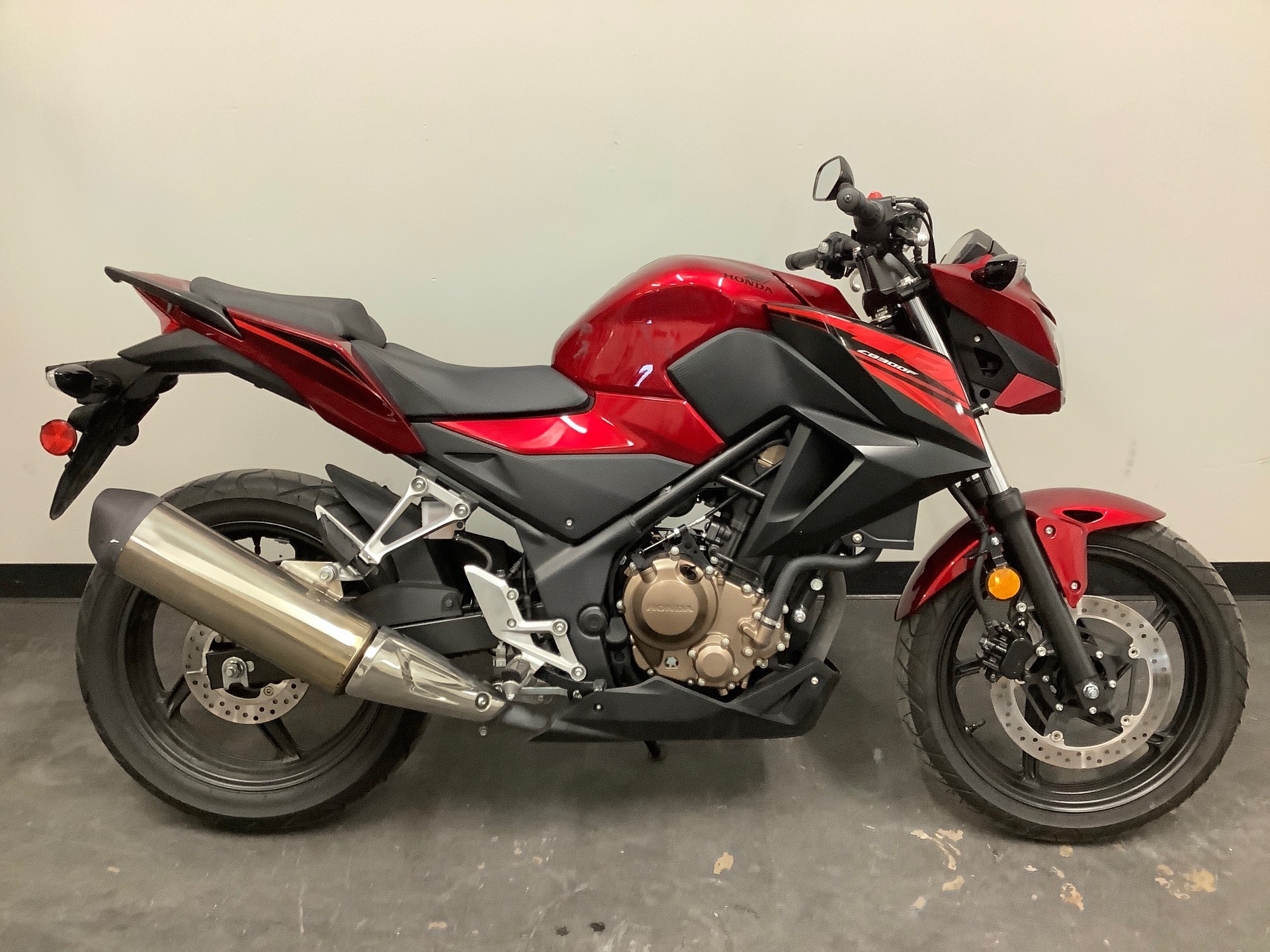 2018 Honda CB300F in Shawnee, Kansas - Photo 1