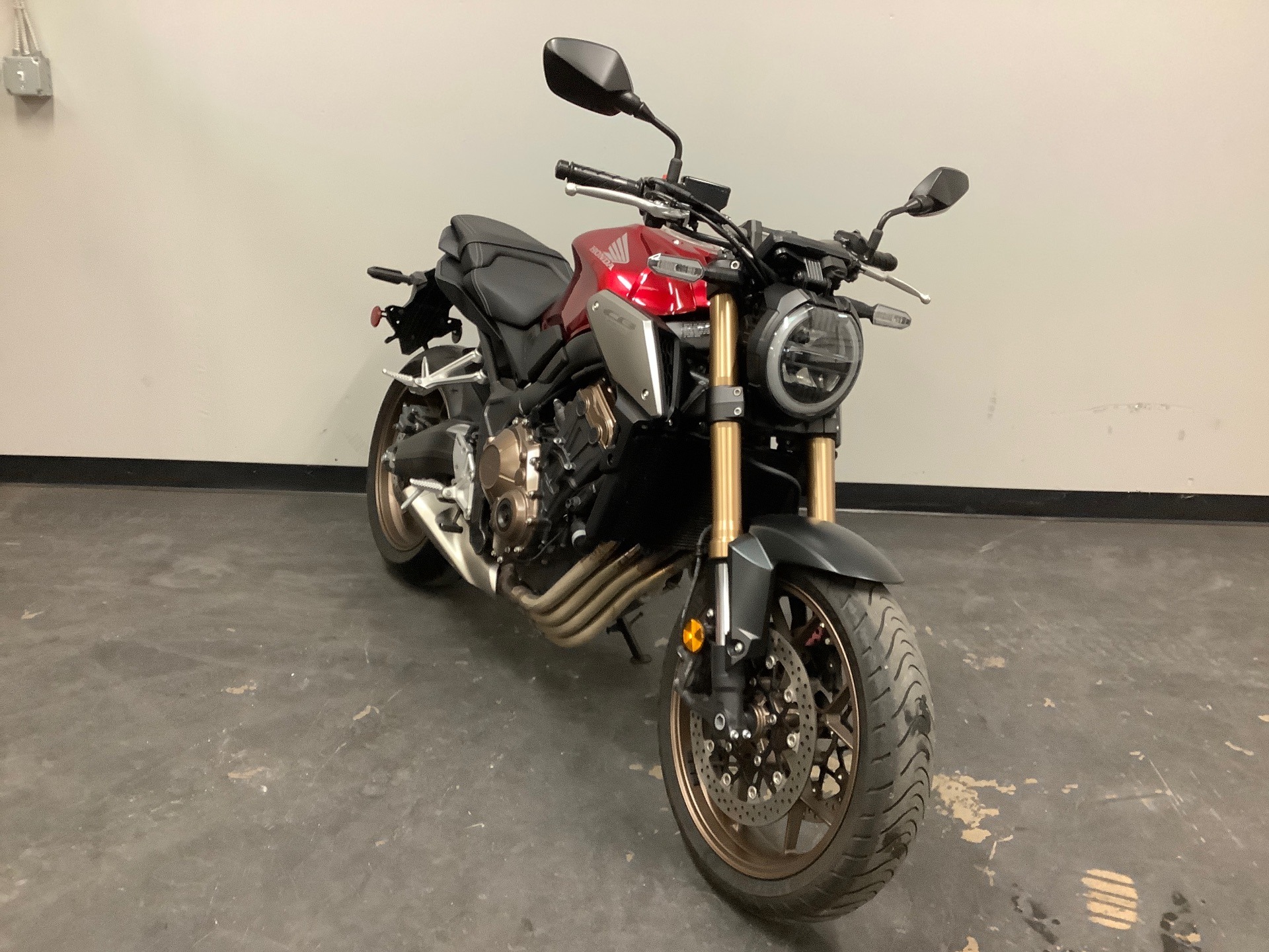 2019 Honda CB650R in Shawnee, Kansas - Photo 2