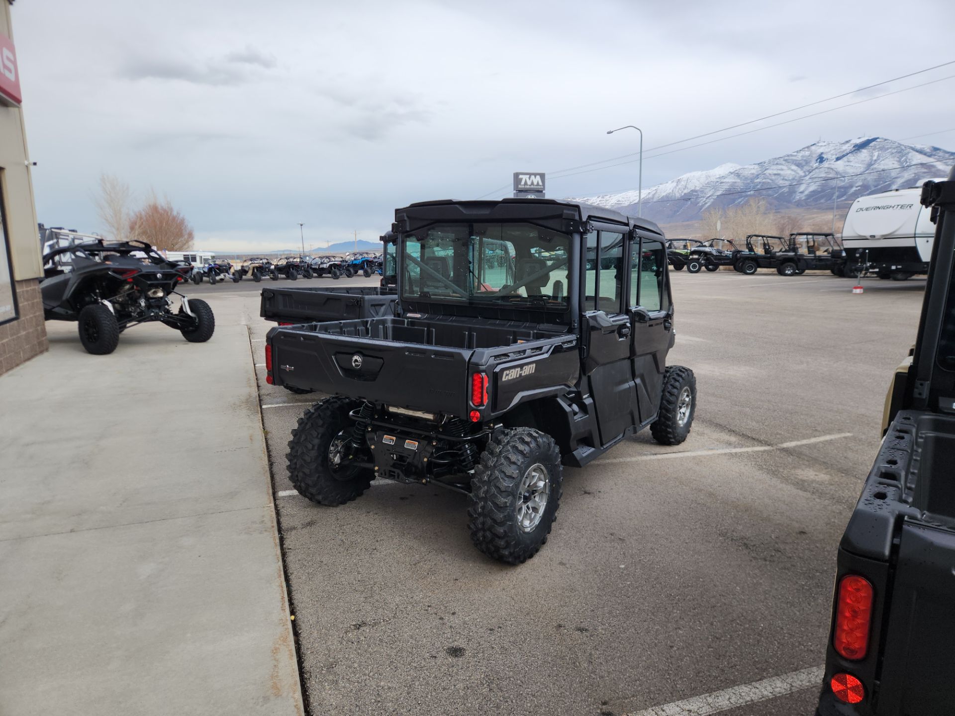 2024 Can-Am Defender MAX Lone Star CAB HD10 in Erda, Utah - Photo 3