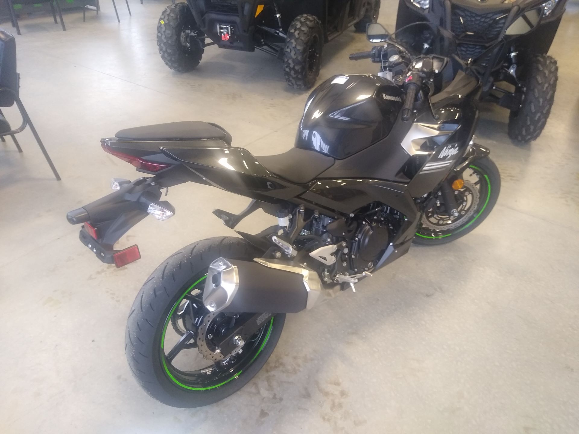 2022 Kawasaki Ninja 400 in Erda, Utah - Photo 2