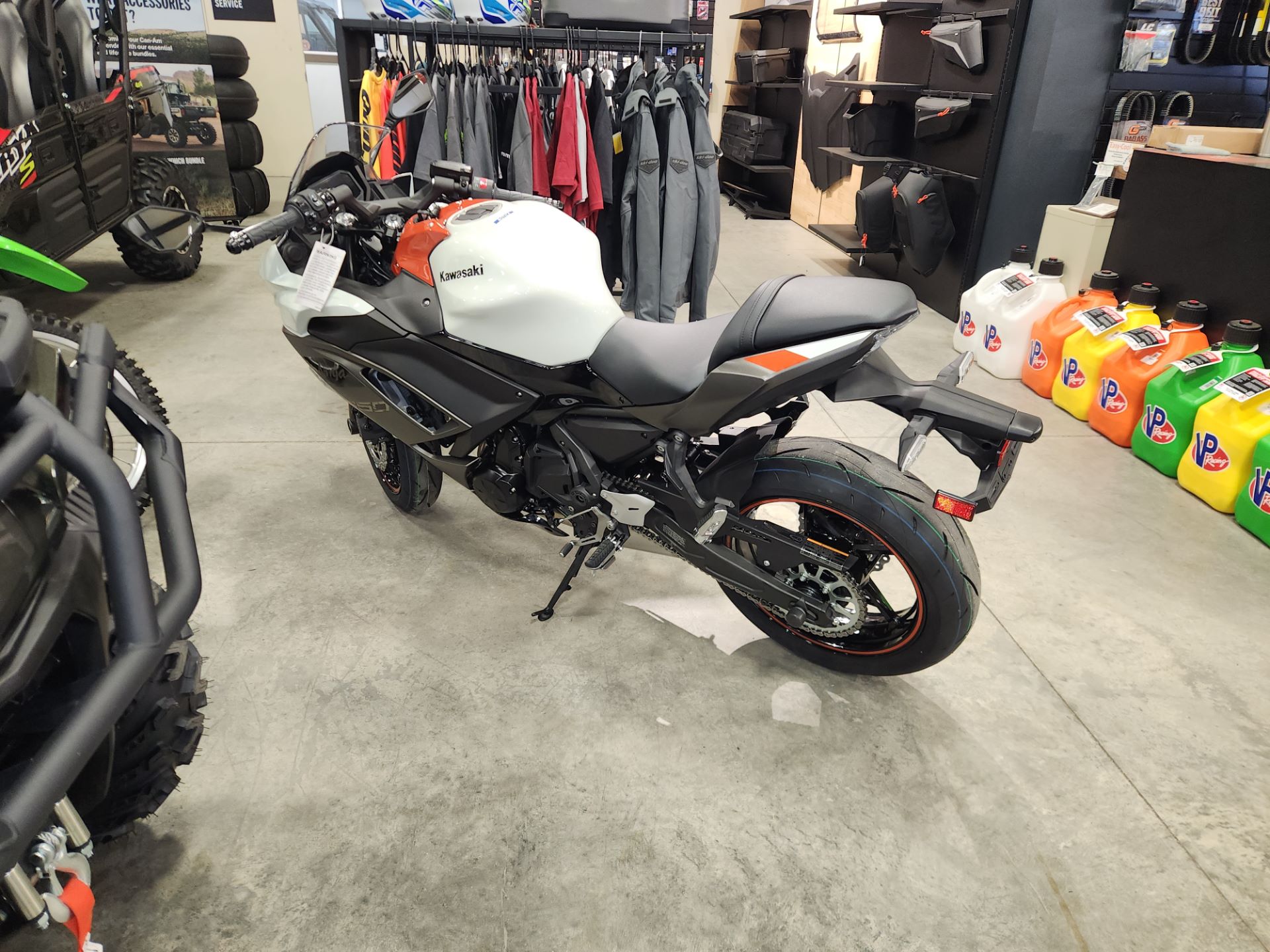2023 Kawasaki Ninja 650 in Erda, Utah - Photo 2