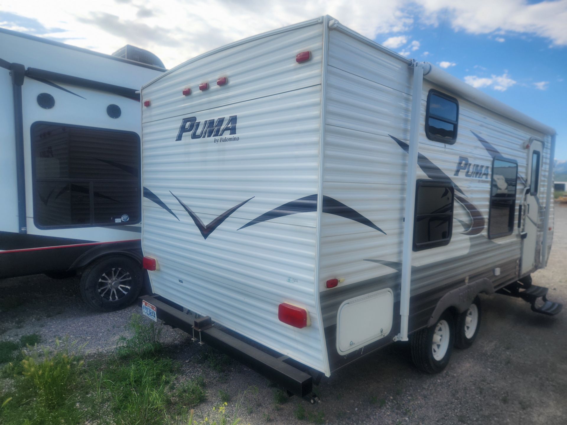 2012 Palomino RV PUMA 19FS in Erda, Utah - Photo 2