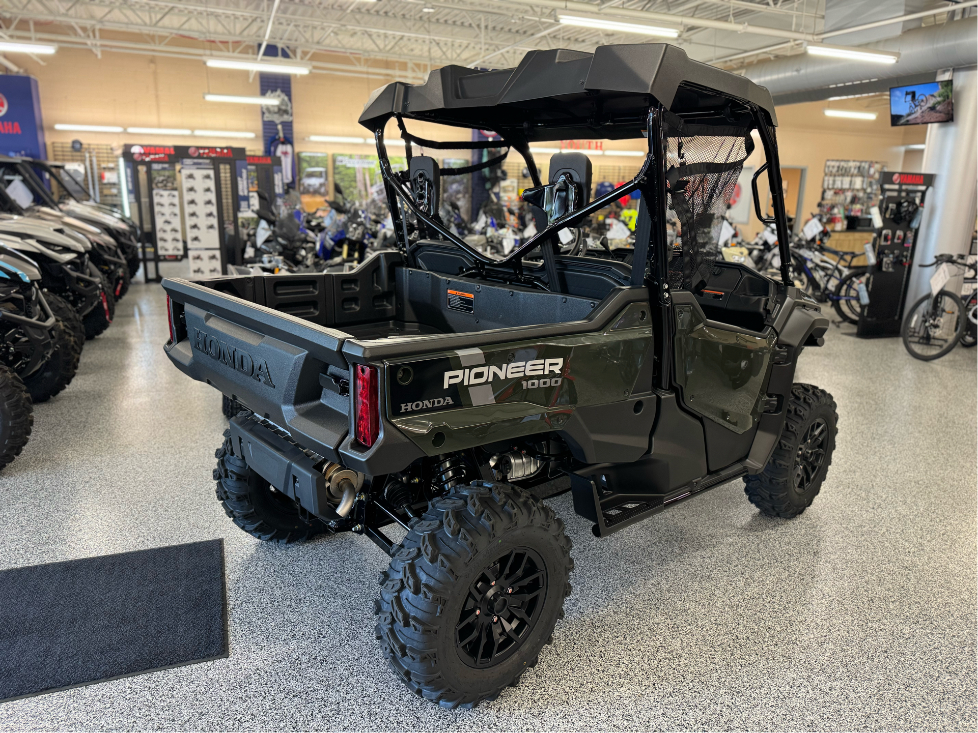 2024 Honda Pioneer 1000 Deluxe in Saint Joseph, Missouri - Photo 3