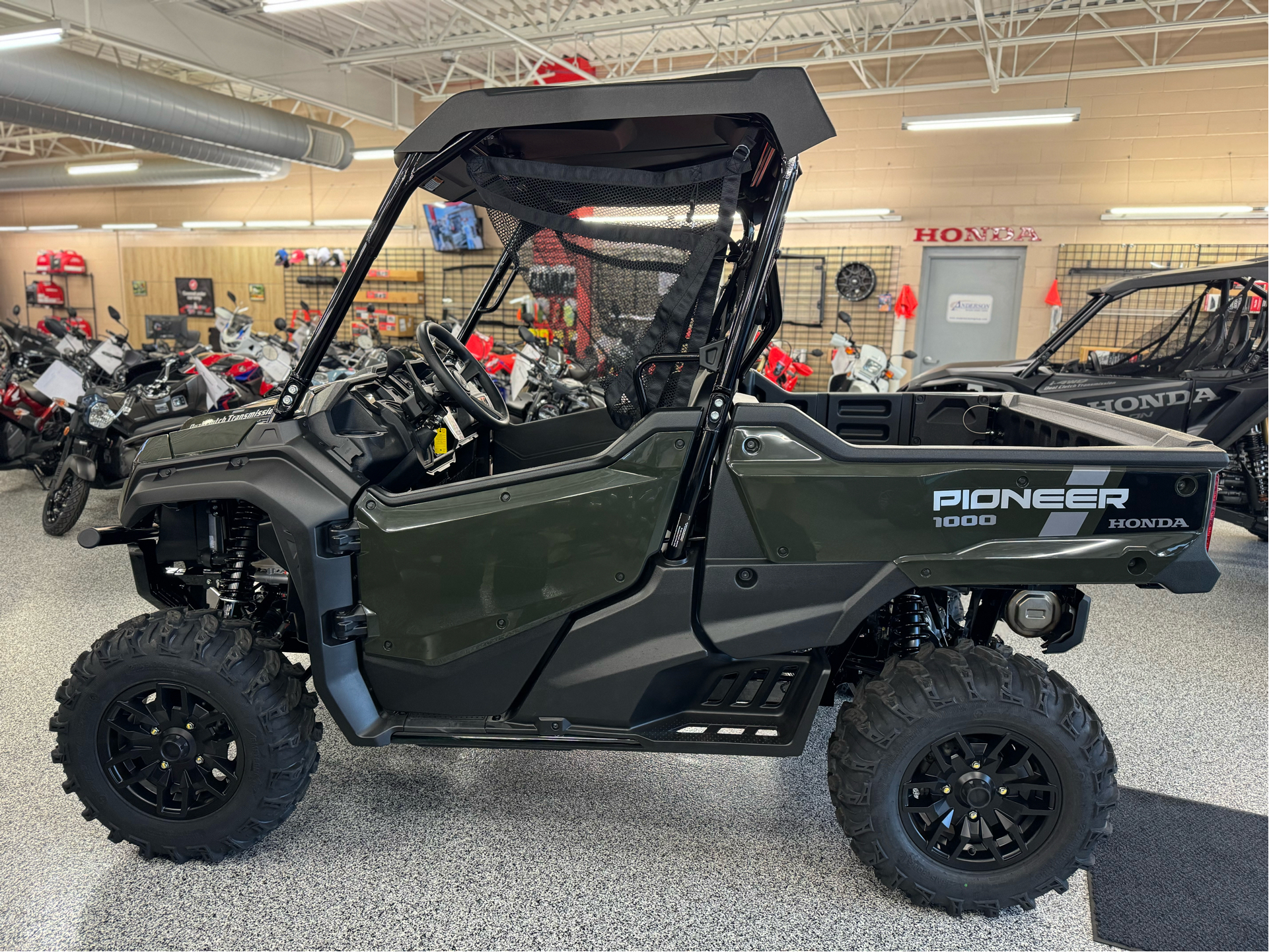 2024 Honda Pioneer 1000 Deluxe in Saint Joseph, Missouri - Photo 6