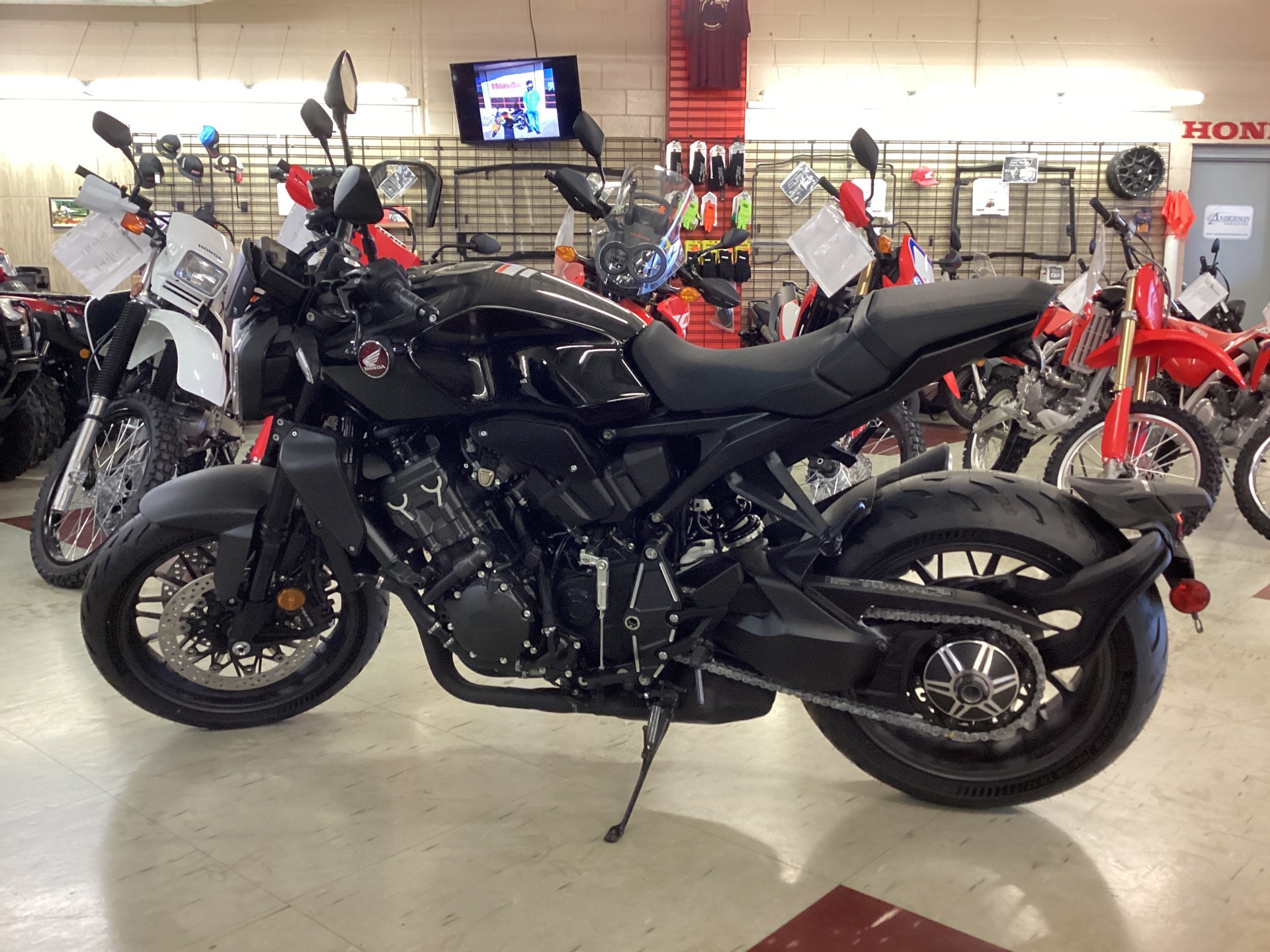 2023 Honda CB1000R Black Edition in Saint Joseph, Missouri - Photo 2