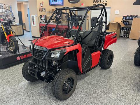 2025 Honda Pioneer 520 in Saint Joseph, Missouri - Photo 4