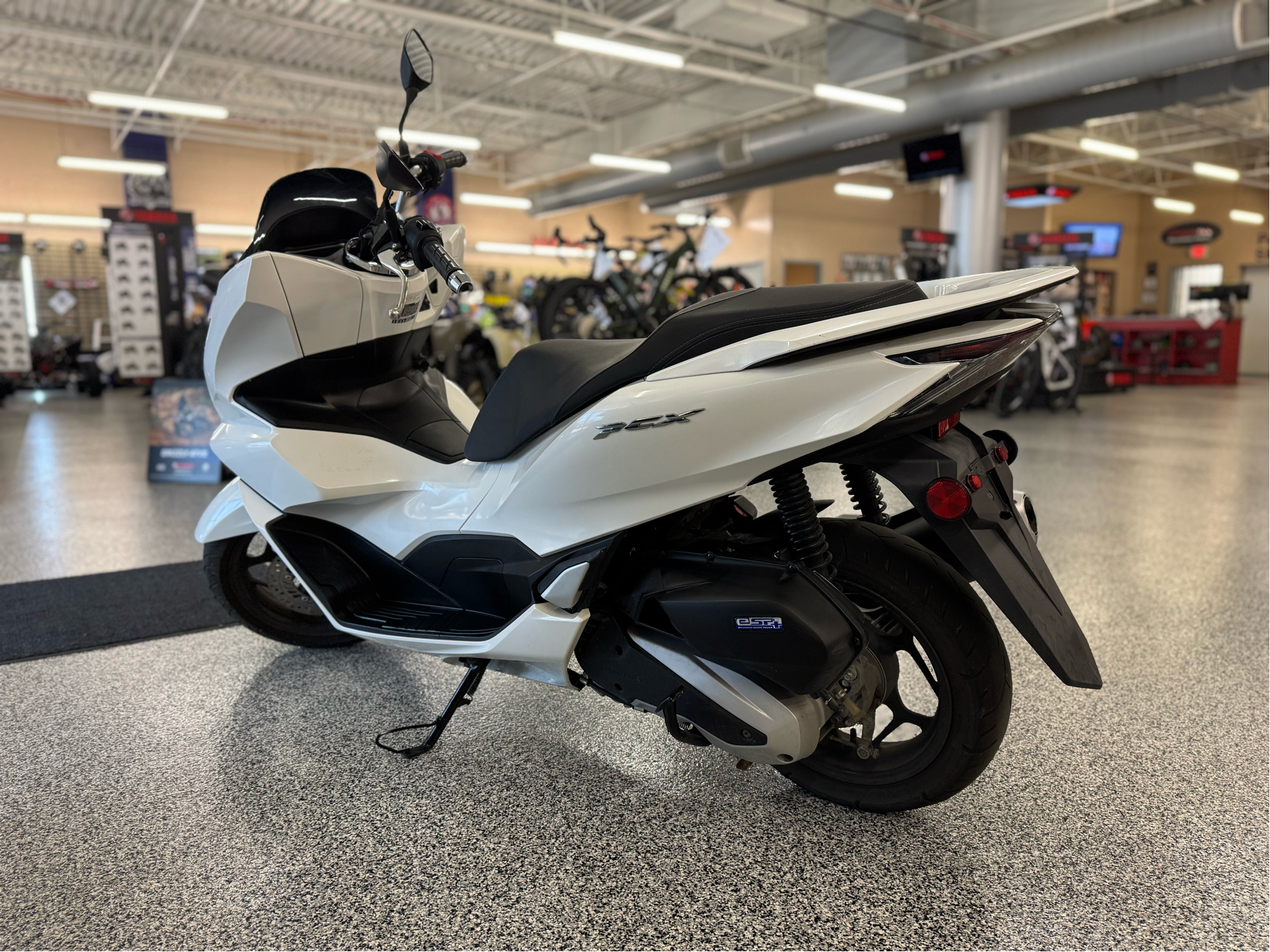 2022 Honda PCX150 in Saint Joseph, Missouri - Photo 4