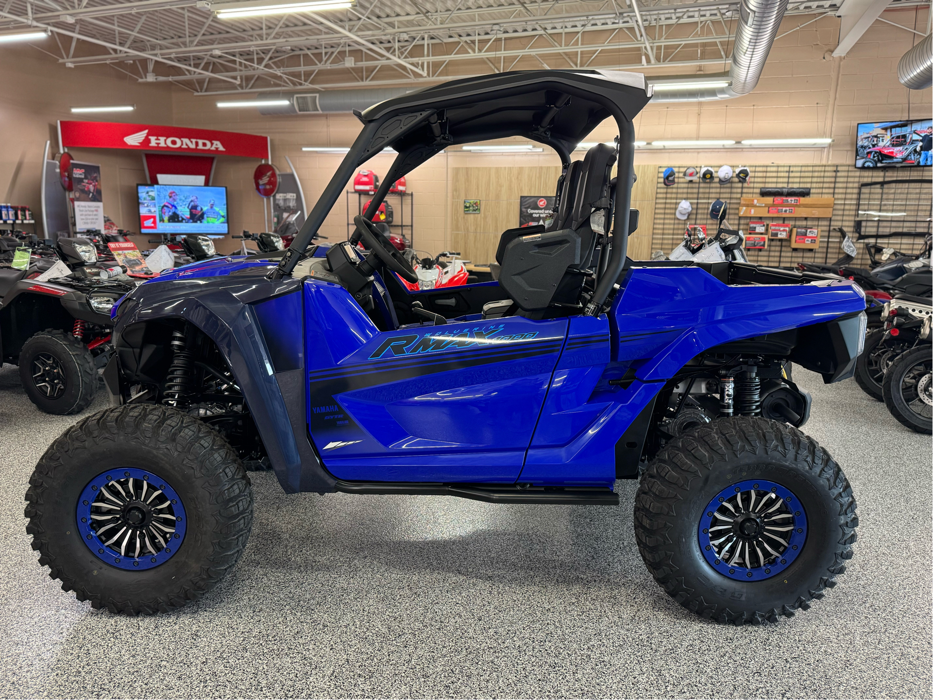 2024 Yamaha Wolverine RMAX2 1000 Sport in Saint Joseph, Missouri - Photo 5