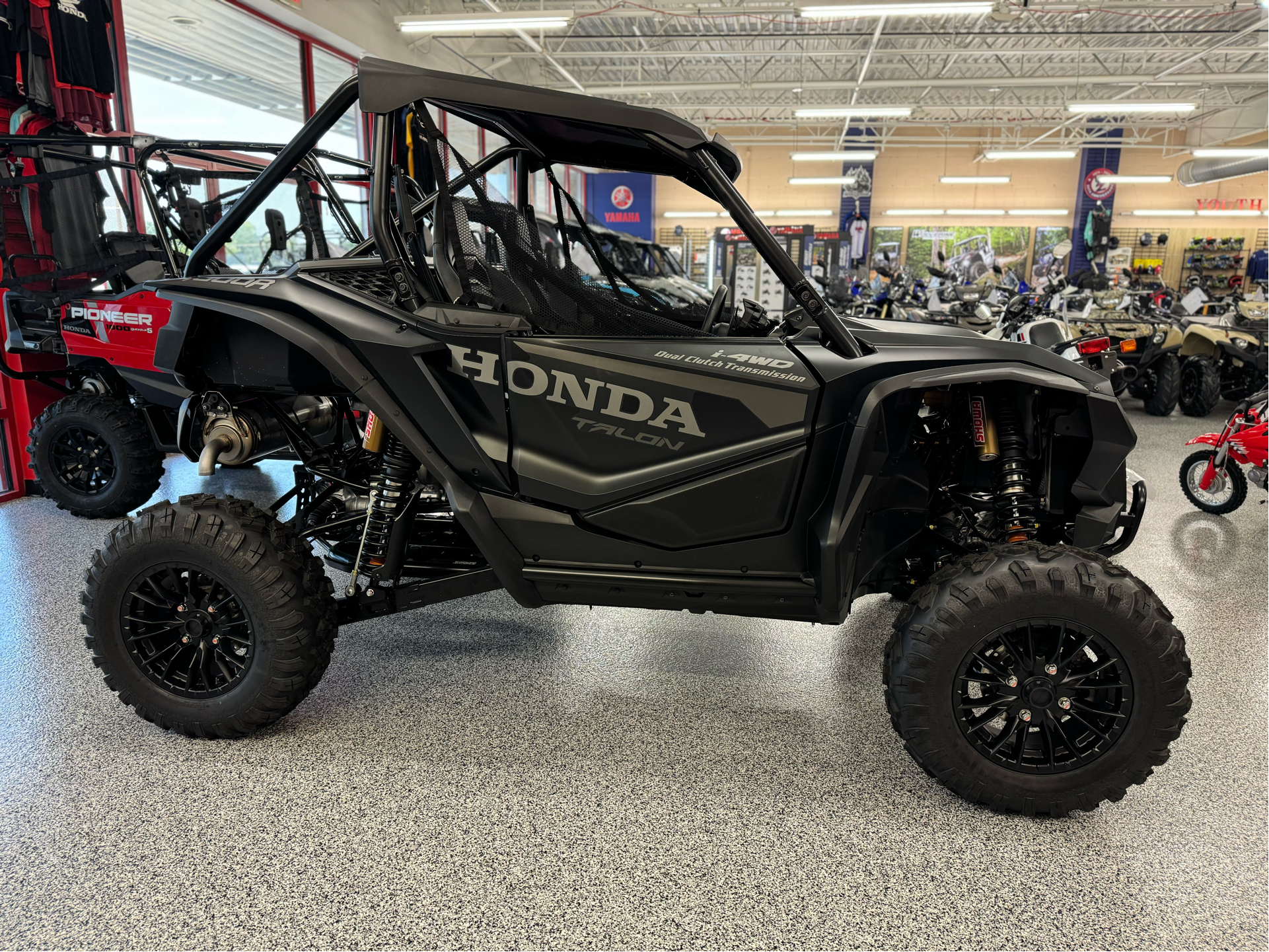 2024 Honda Talon 1000R in Saint Joseph, Missouri - Photo 2