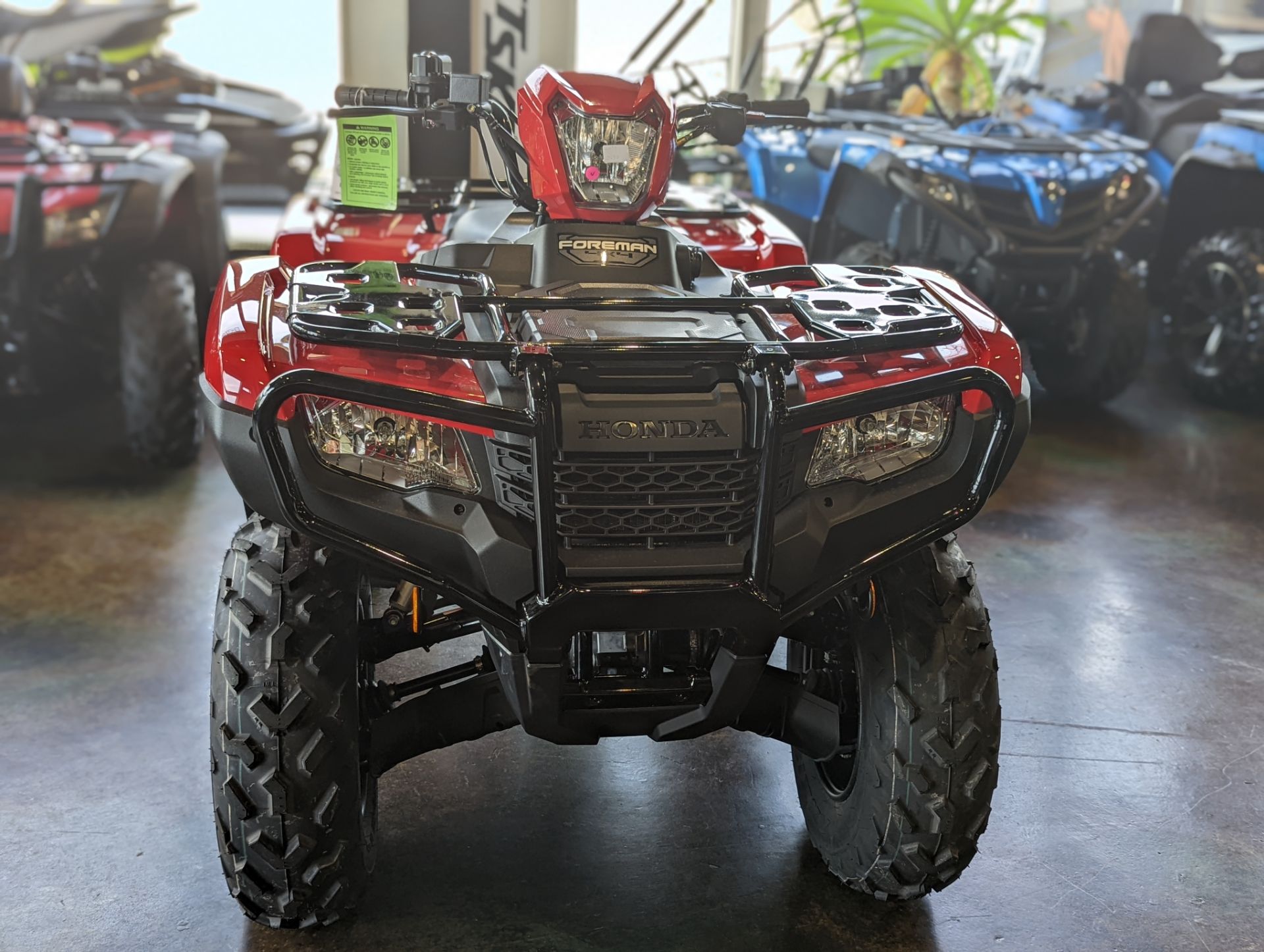 new-2023-honda-fourtrax-foreman-4x4-atvs-in-tarentum-pa-900532-red