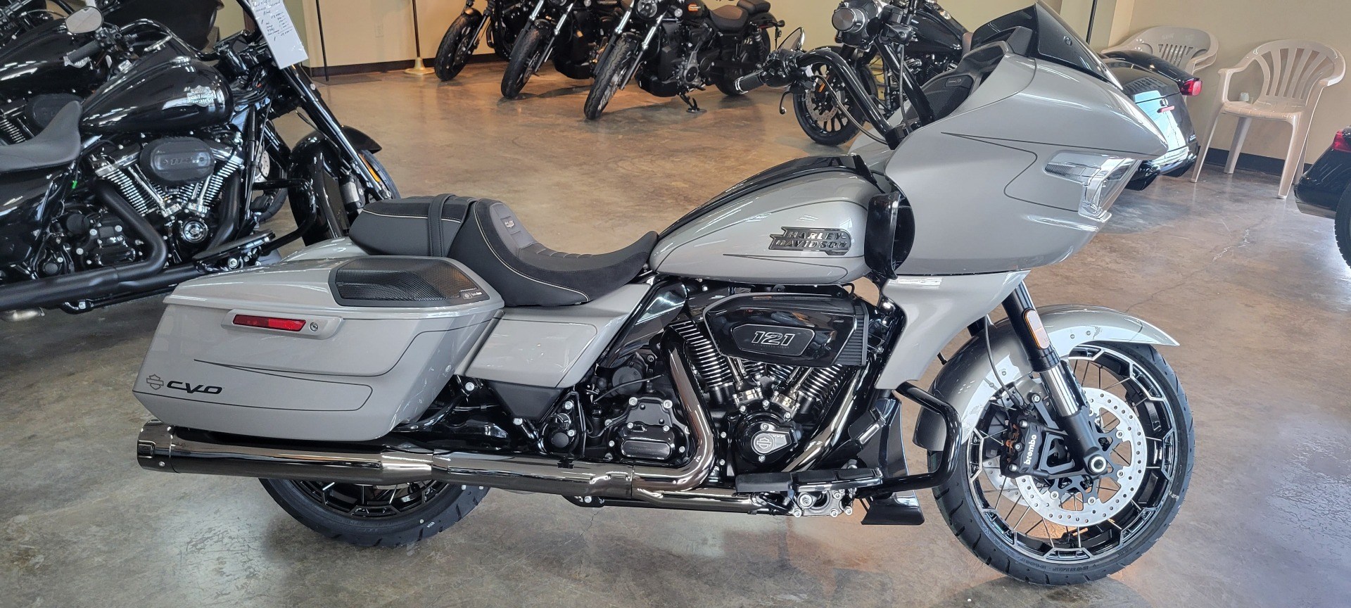 2023 Harley-Davidson CVO™ Road Glide® in Lake Charles, Louisiana - Photo 1