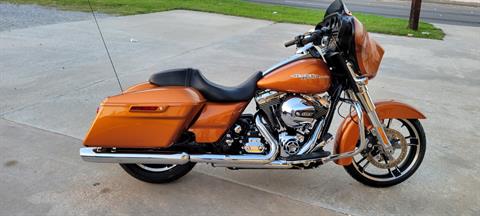 2016 Harley-Davidson Street Glide® in Lake Charles, Louisiana - Photo 2