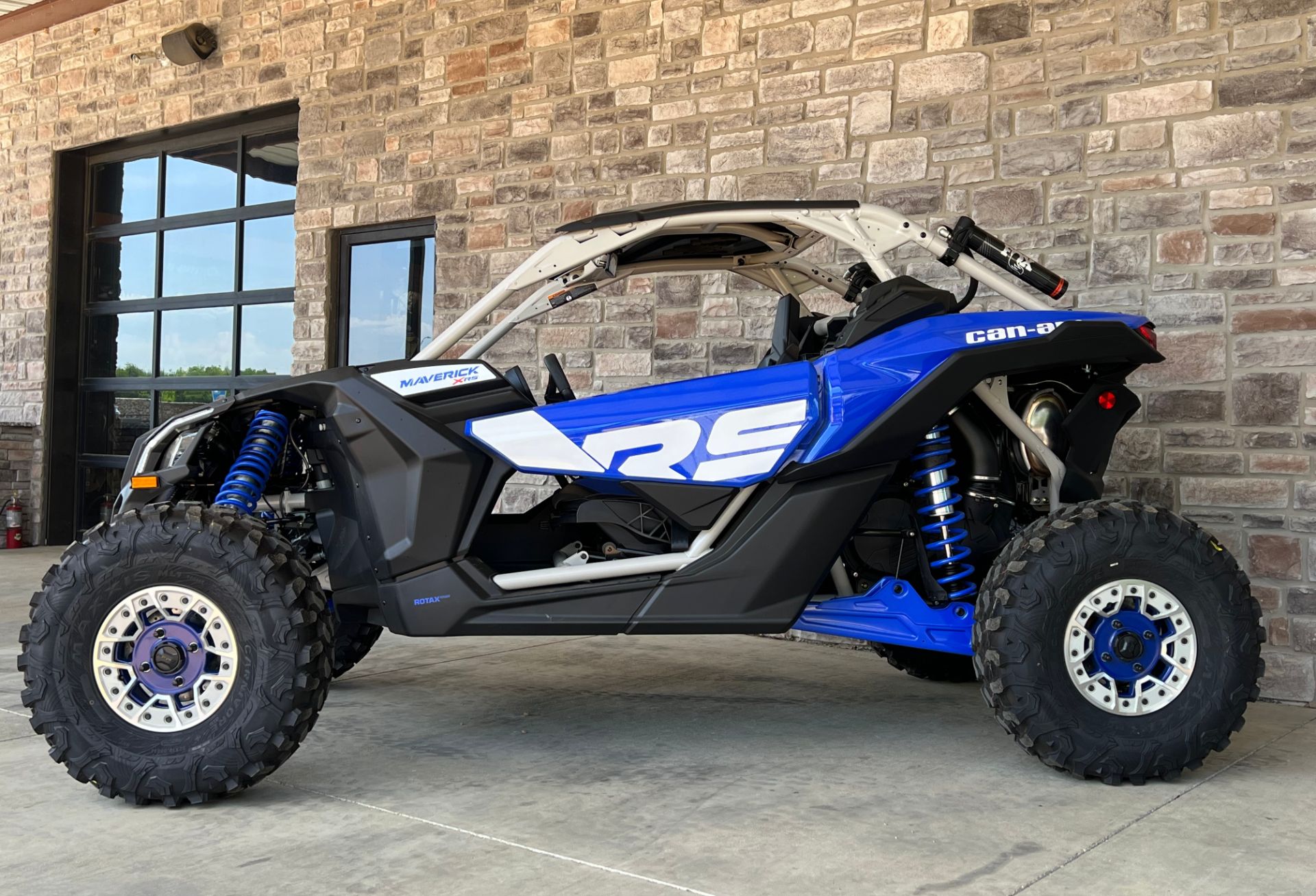 2022 Can-Am Maverick X3 X RS Turbo RR with Smart-Shox in Gainesville, Texas - Photo 2