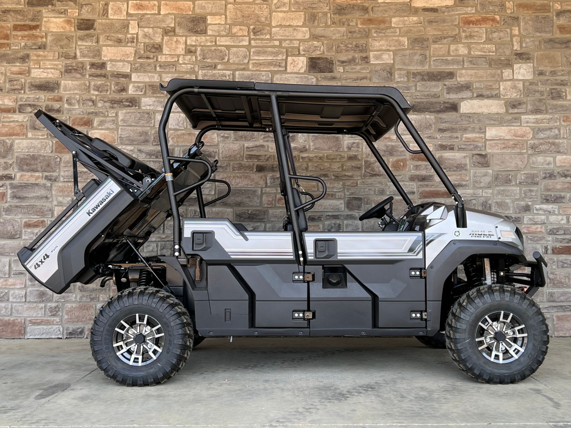 2022 Kawasaki Mule PRO-FXT Ranch Edition in Gainesville, Texas - Photo 10