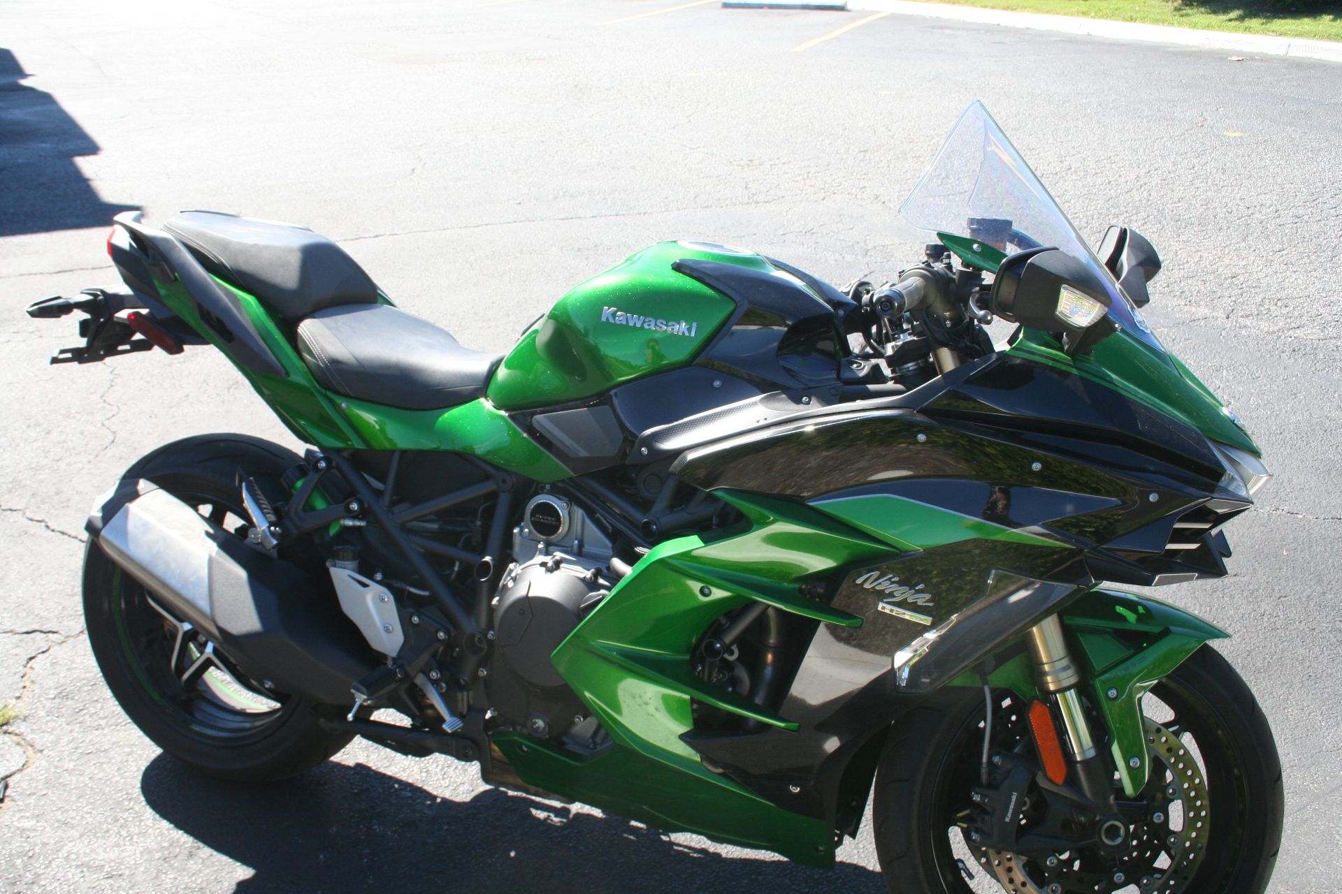 fravær Tilgivende polet Used 2018 Kawasaki Ninja H2 SX SE Motorcycles for Sale in Norfolk, VA -  SunriseCycle.com