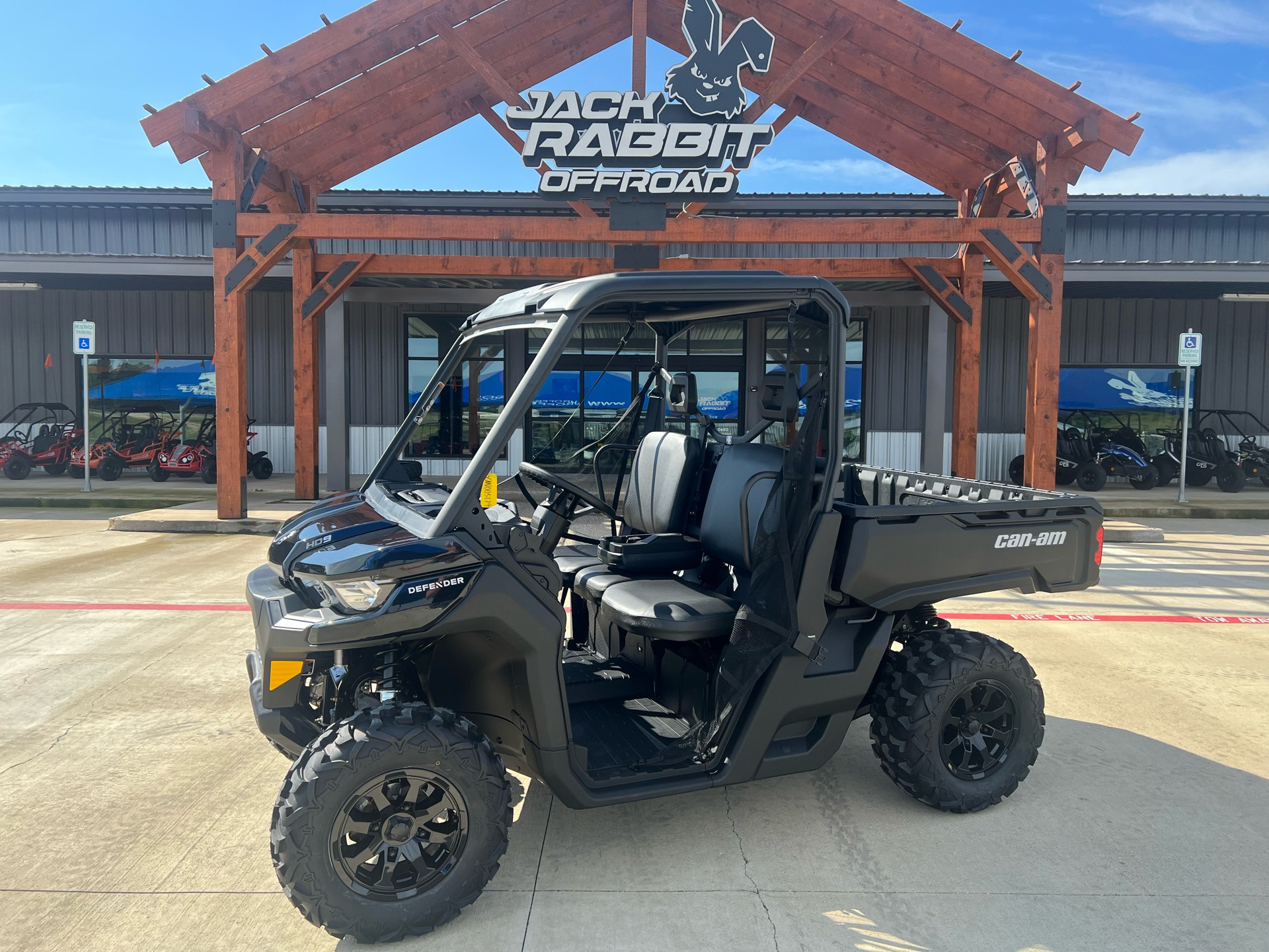 2023 Can-Am Defender DPS HD9 in Huntsville, Texas - Photo 8