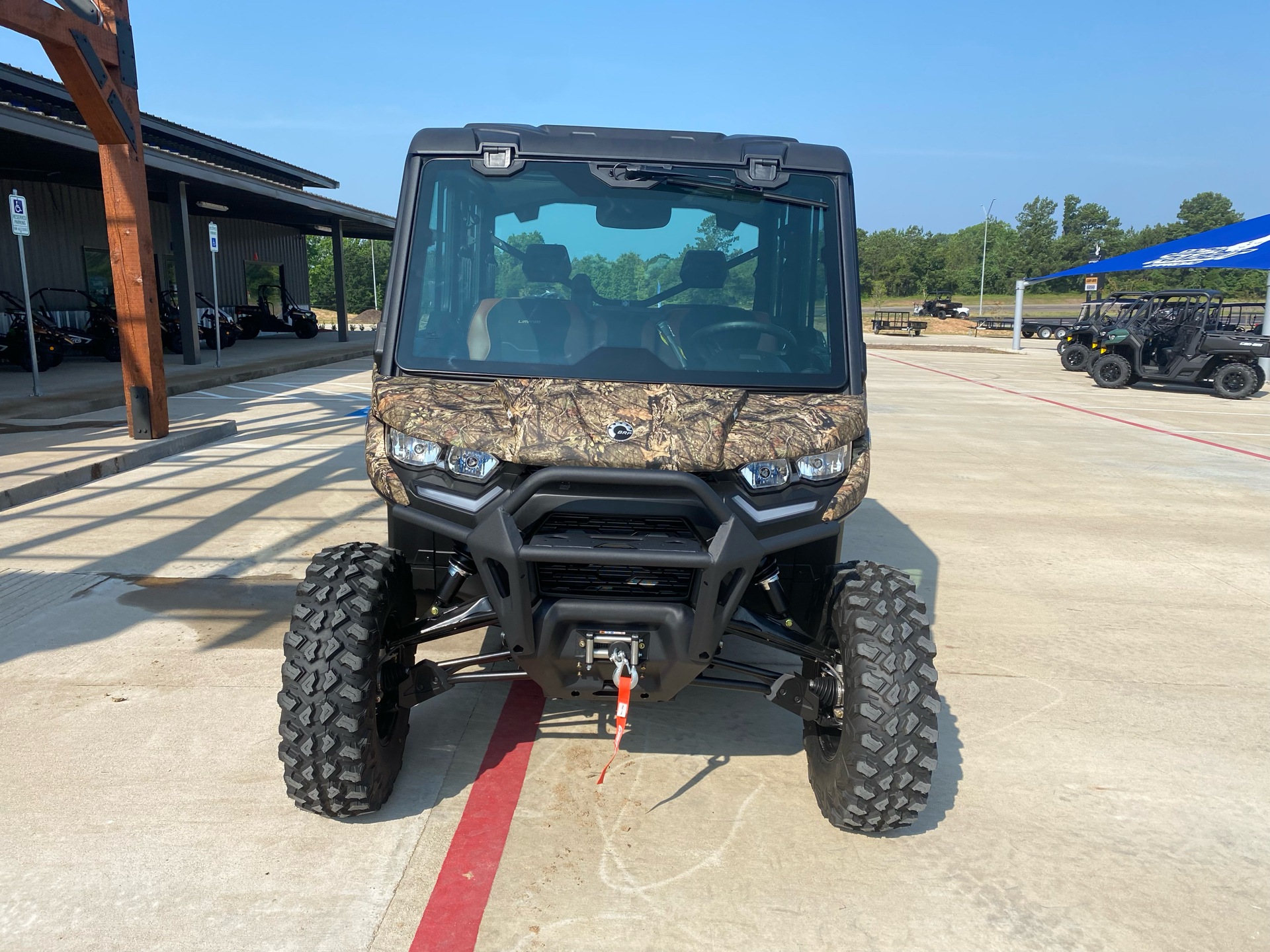 2023 Can-Am Defender Max Limited CAB HD10 in Huntsville, Texas - Photo 3