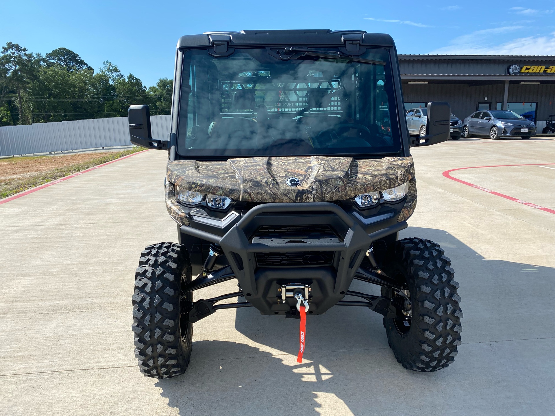 2023 Can-Am Defender Max Limited CAB HD10 in Huntsville, Texas - Photo 2