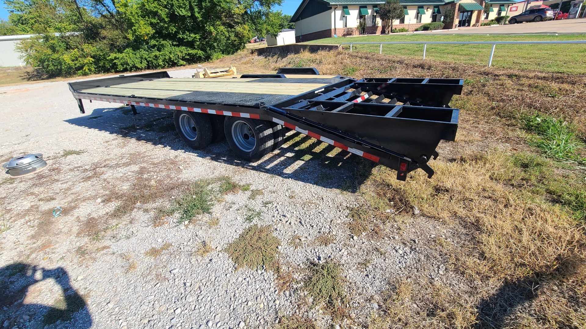 2023 Sure-Trac 8.5x20+5 HD Low Profile Beavertail Deckover in Chandler, Oklahoma - Photo 4