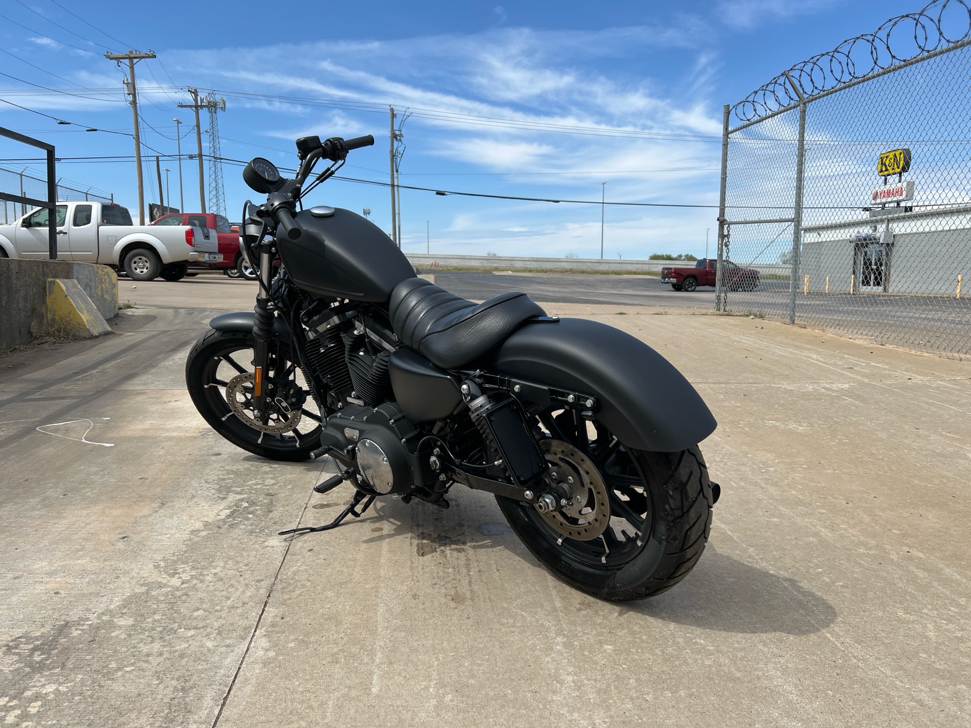 2019 Harley-Davidson Iron 883™ in Tulsa, Oklahoma - Photo 4