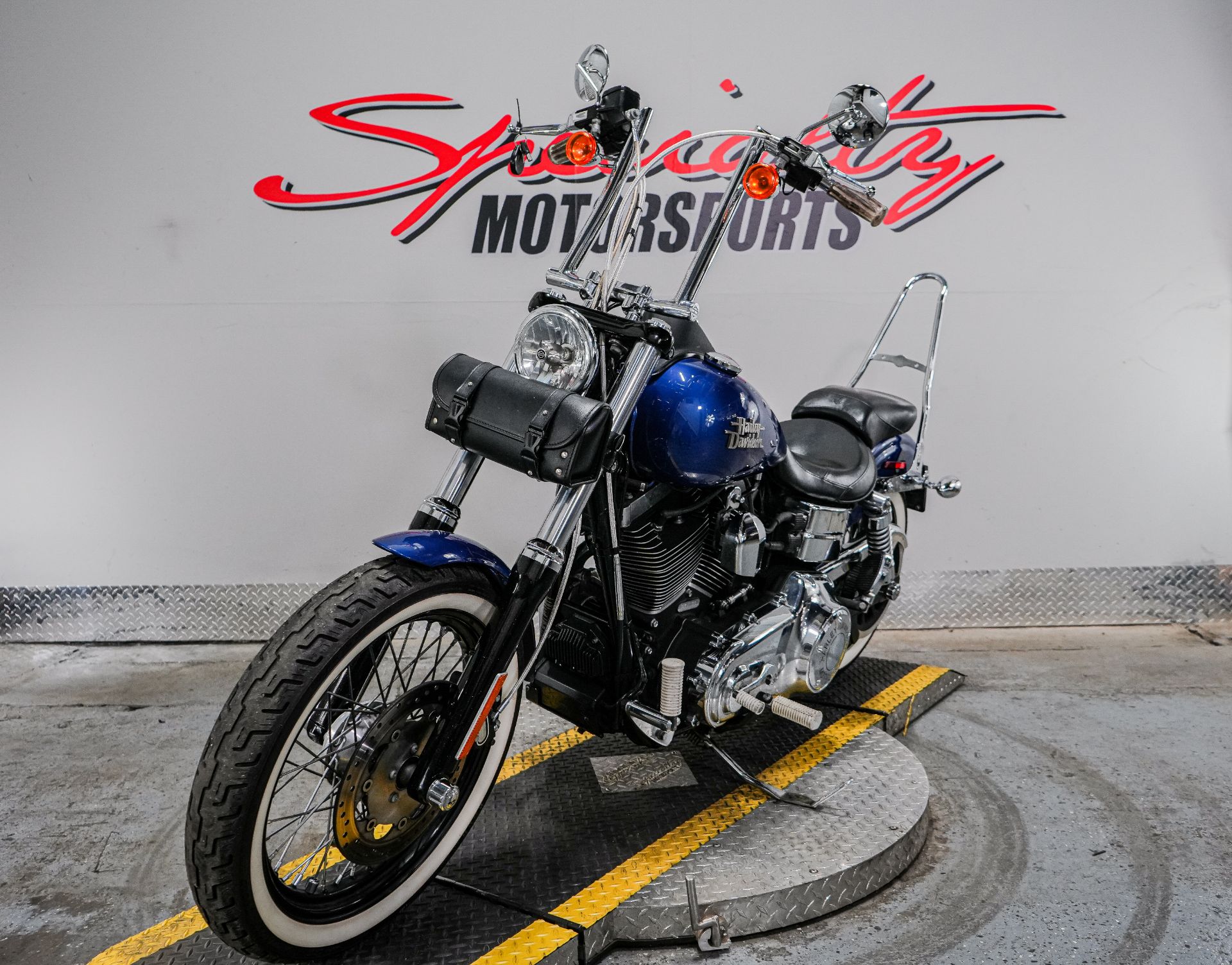 2015 Harley-Davidson Dyna Street Bob in Sacramento, California - Photo 6