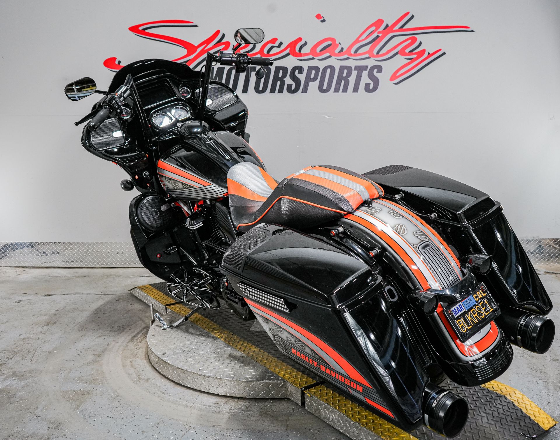 2021 Harley-Davidson Road Glide® in Sacramento, California - Photo 4