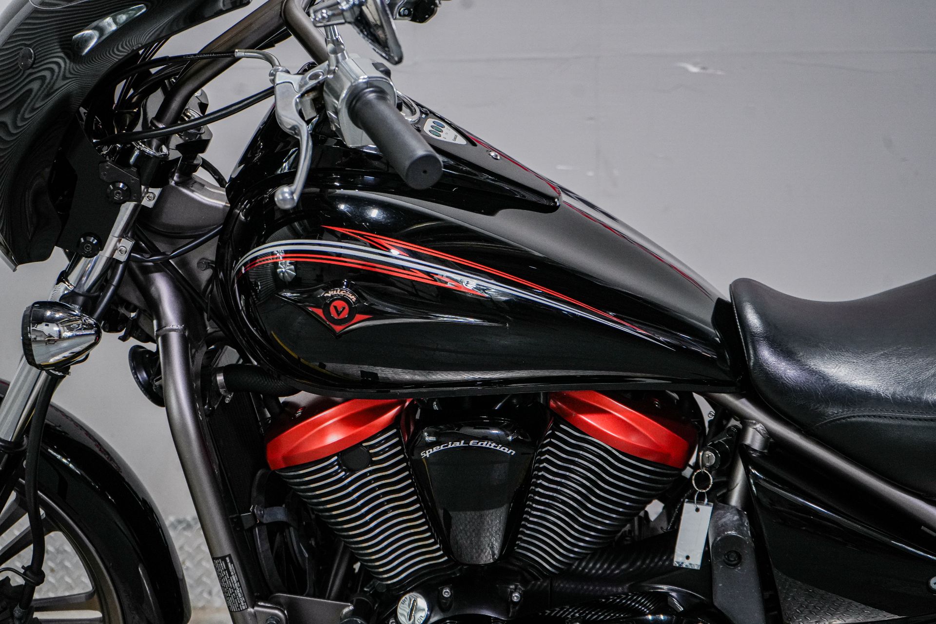 2009 Kawasaki Vulcan® 900 Custom in Sacramento, California - Photo 5