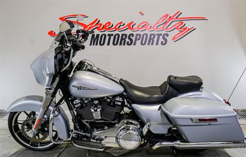 2020 Harley-Davidson Street Glide® in Sacramento, California - Photo 4