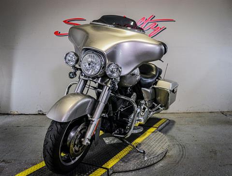 2009 Harley-Davidson Street Glide® in Sacramento, California - Photo 5
