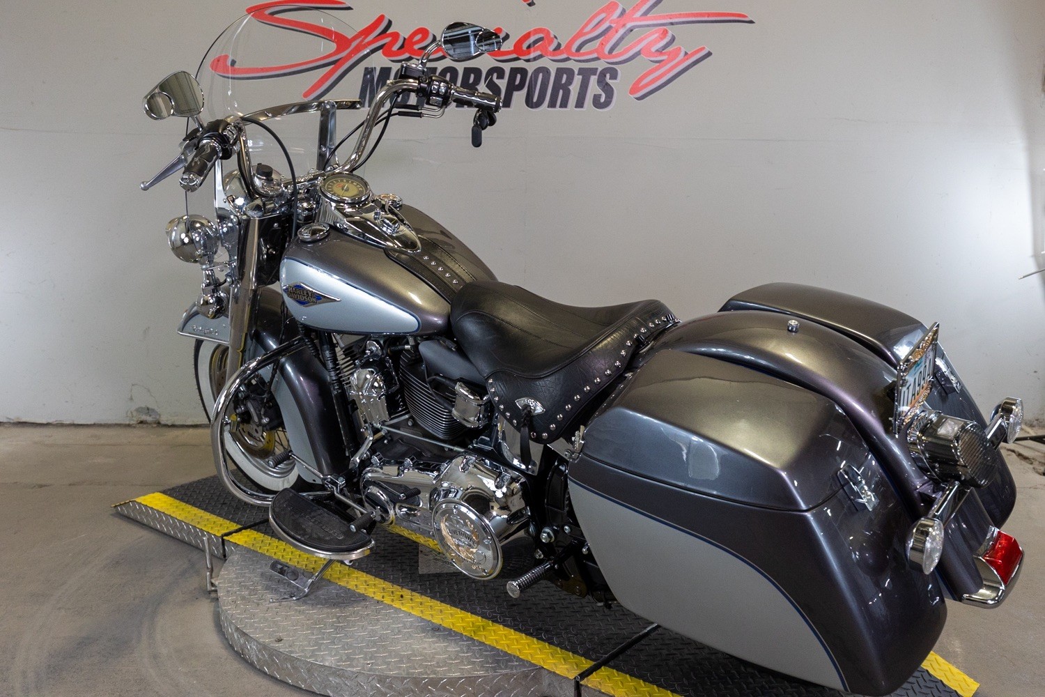 2014 Harley-Davidson Heritage Softail® Classic in Sacramento, California - Photo 4