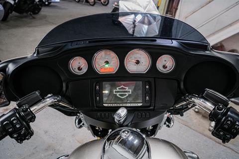 2018 Harley-Davidson Street Glide® in Sacramento, California - Photo 9